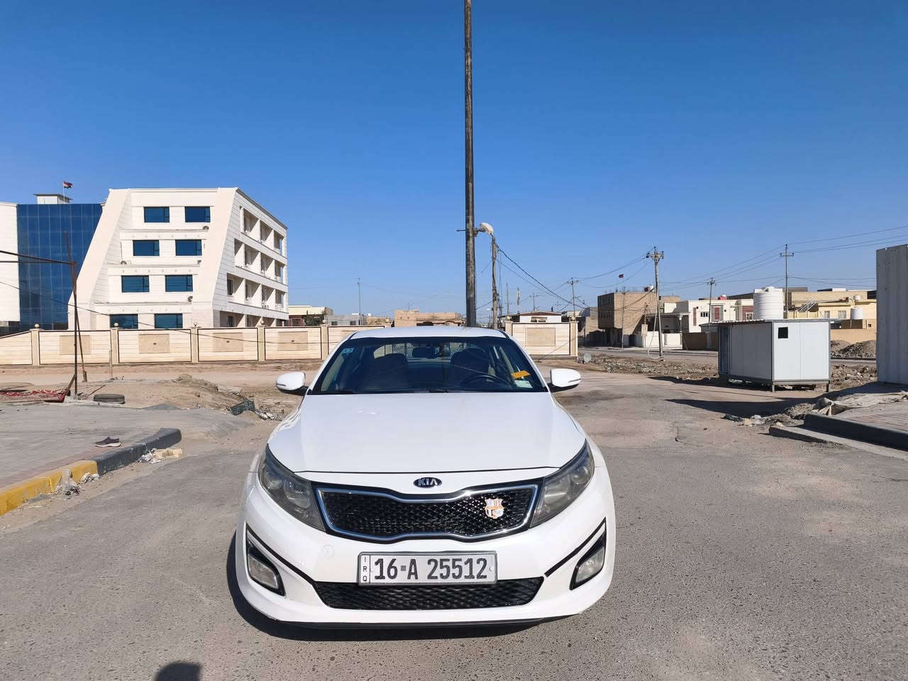 السلام عليكم  للبيع فقط 
 سياره اوبتيما خليجي 
موديل 14 شكل ال 15
المواصفات:
🔑 بصمة (تشغيل + دخول)
📡 حساسات أمامي وخلفي
⚙️ محرك 2400
📷 كاميرا خلفية
📺 شاشة
🎛️ تحكم بالستيرن
❄️ مكيف بارد

📍 المكان: السماوة
📞 للتواصل: (رقم الهاتف***********)
