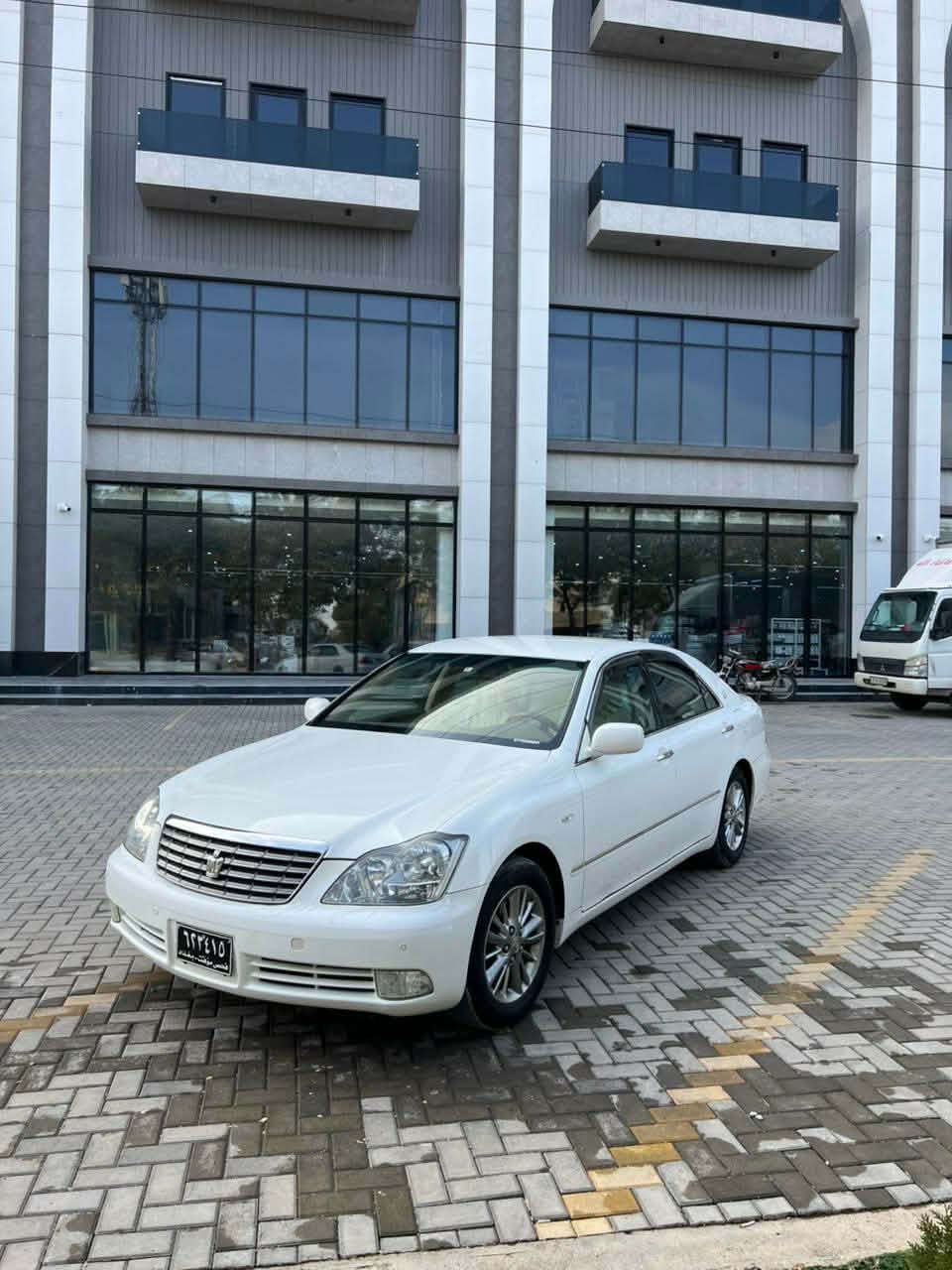 2007ساج مەلەکی مەگینەو گێڕ گەورە دوو پارچە بۆیاغی ئۆروپای هەیە کۆدی بۆکراوە 
نرخ80گەڵاو کەمێک مەجال 
***********
