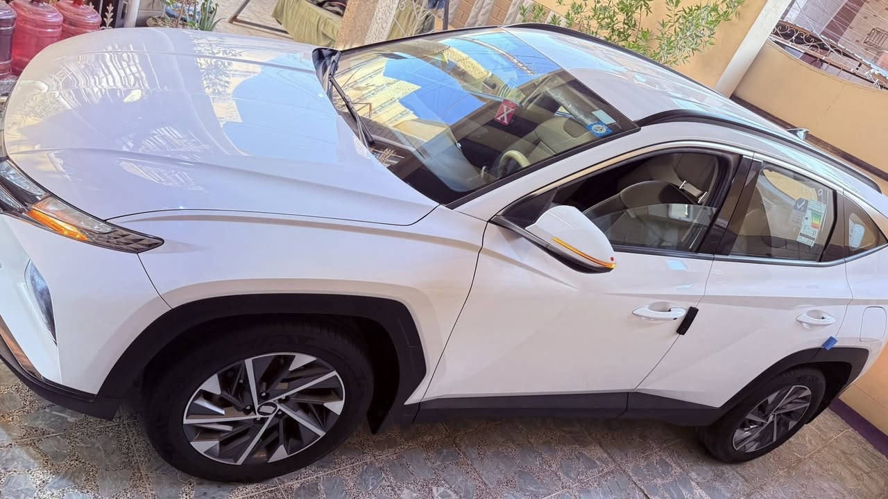 توسان ٢٠٢٣ كفاله من الصبغ والبارد والفتح ((ماشيه ٣٨ الف))
واردخليجي ،، محرك 2000،  جديده فول مواصفات  بصمه وتشغيل عن بعد
السعر ٢١٥ 
بسمي رقم جديد 
بغداد حي الاعلام 
***********
