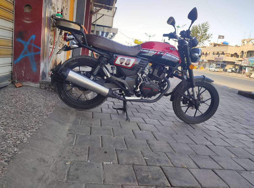 سلام عليكم دراجه دايوان لاتي موديل 2022 مرقمه بغداد بعده بأسم معرض النور دراجه خير من الله نضافه فول  مكاني بغداد مدينة الصدر قطاع 38 السعر 2250 وبيه مجال  للستفسار اتصل على الرقم ***********
