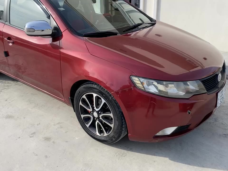 كيا فورتي موديل 10 رقم بغداد باسمي 
محركـ2000 جديد تبريد ثلج غرفه جديده سياره جاهزه ضررها جاملغ الخلفي وباب بالعراق الأمامي ونصبغت صفحه بدون دواخل سونار بيها كلشي موضح بدون دواخل السعر 82 بيها مجال بسيط مكاني بعقوبه السوك 
للاستفسار/ ***********
