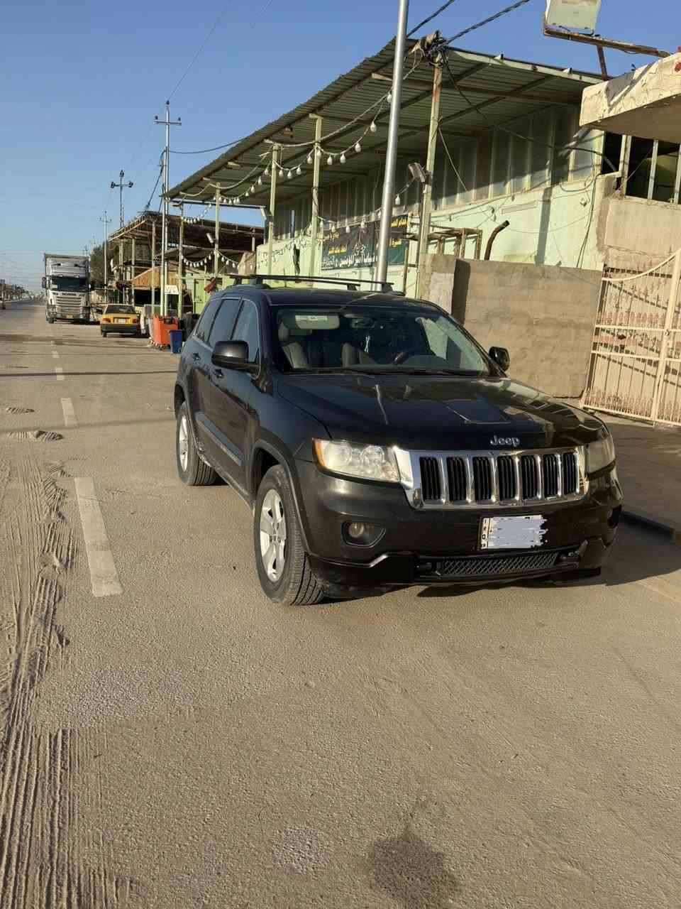 جيب لاريدو
السياره مكفوله ونضيفه 
موديل 2011
كصة قمارة فقط 
السياره متومة رقم شمالي وسنويه جديد 
السيارة عنوانها ((النجف))
سعرها 78
الرقم /***********
