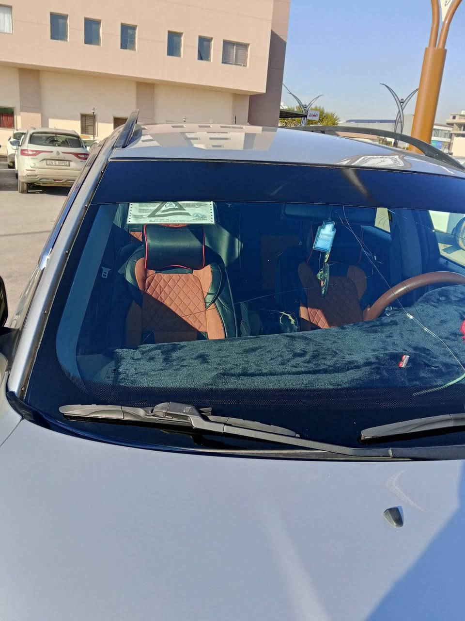 فالفو V70 موديل 2011 مكينه 5تيربو فول مواصفات كوبون بنزين  ، مكان السيارة موصل /17تموز
غير متواجد على الفيس التواصل عبر رقم الهاتف ***********
