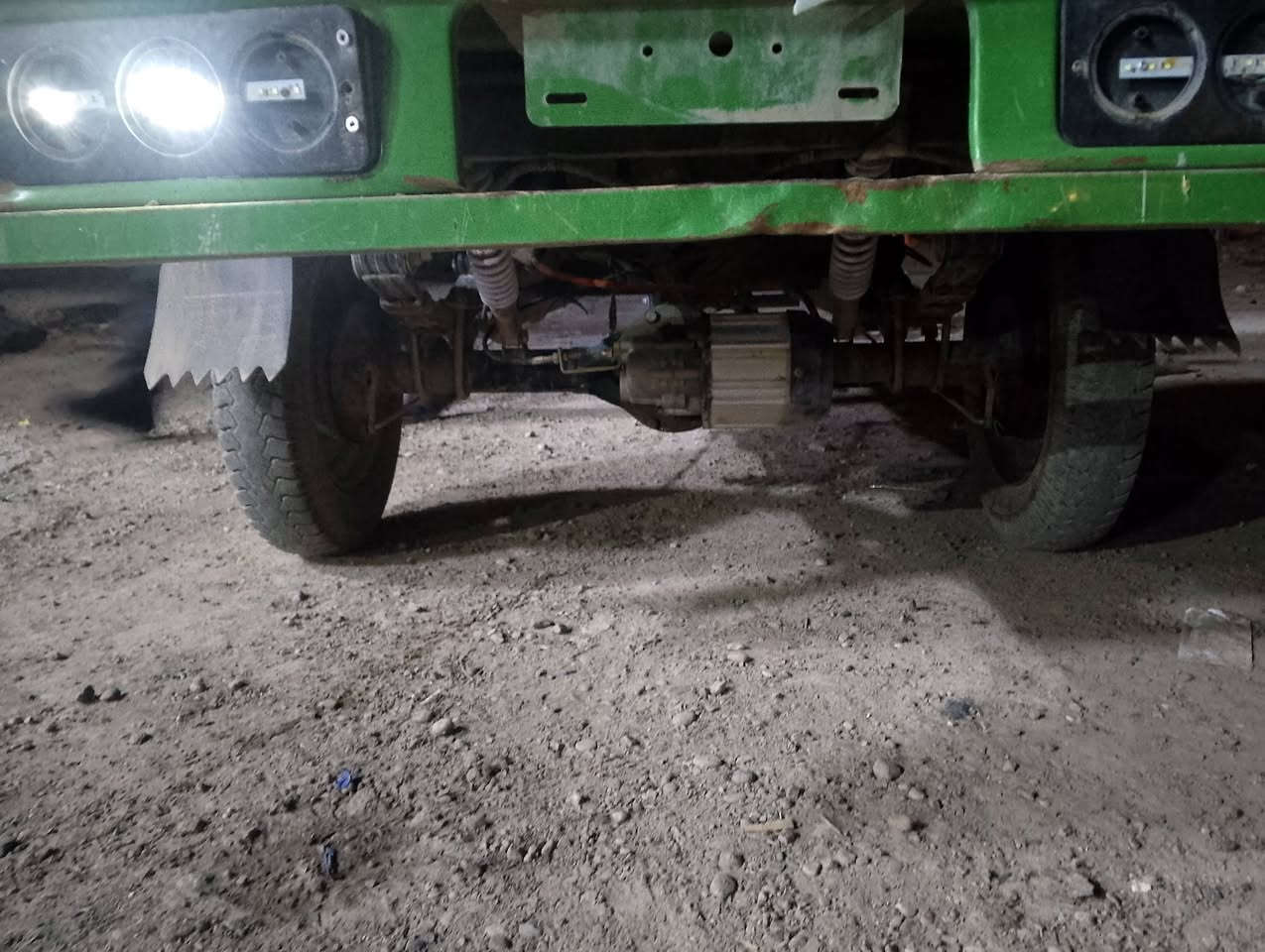 ستوته شحن للبيع سعر 850 بيها مجال.  ***********
