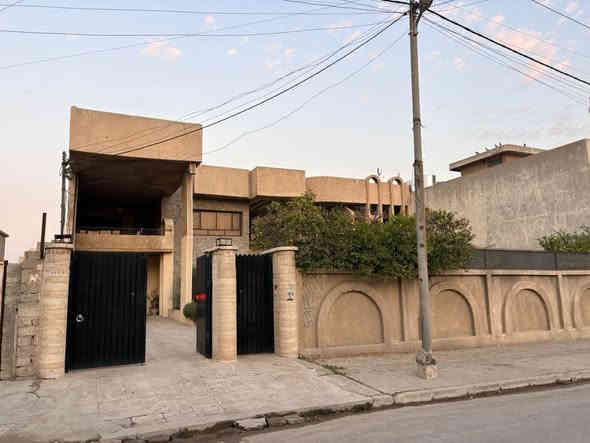 ♦️عروض♦️#مكتب مؤيد العلاف _ للعقارات ✔️

🔶دار  للبيع حي الرفاعي      🔶

🔶   المساحة 640 م 2 🔶 الواجهه 20 م  🔶

🔶 طابقين استقبال وهولين و 6 نوم وصحيات ومطبخ 🔶

            🏛️مراجعة مكتب مؤيد العلاف للعقارات🏛️

  
او الاتصال على الارقام 

📱اسيا ***********
 
📱 اسيا ***********

📱كورك ***********

📱كورك ***********

عنوان المكتب / الموصل _ حي المهندسين مقابل فندق قصر نينوى   

📌نستقبل عروضكم العقارية على الماسنجر او الواتساب
