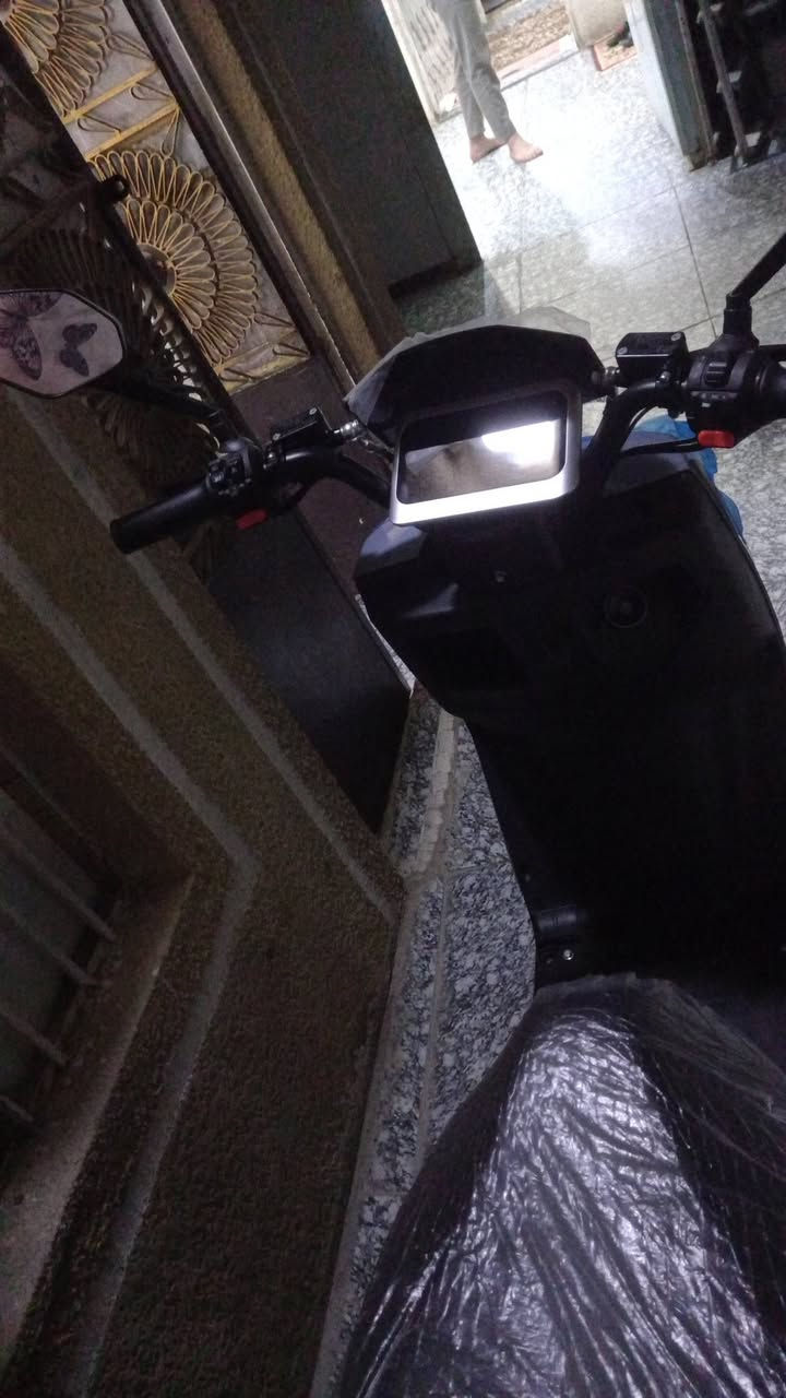 السلام عليكم
دراجة شحن للبيع أو مراوس بعدها زيرو للتفاصيل اتصل على ***********
