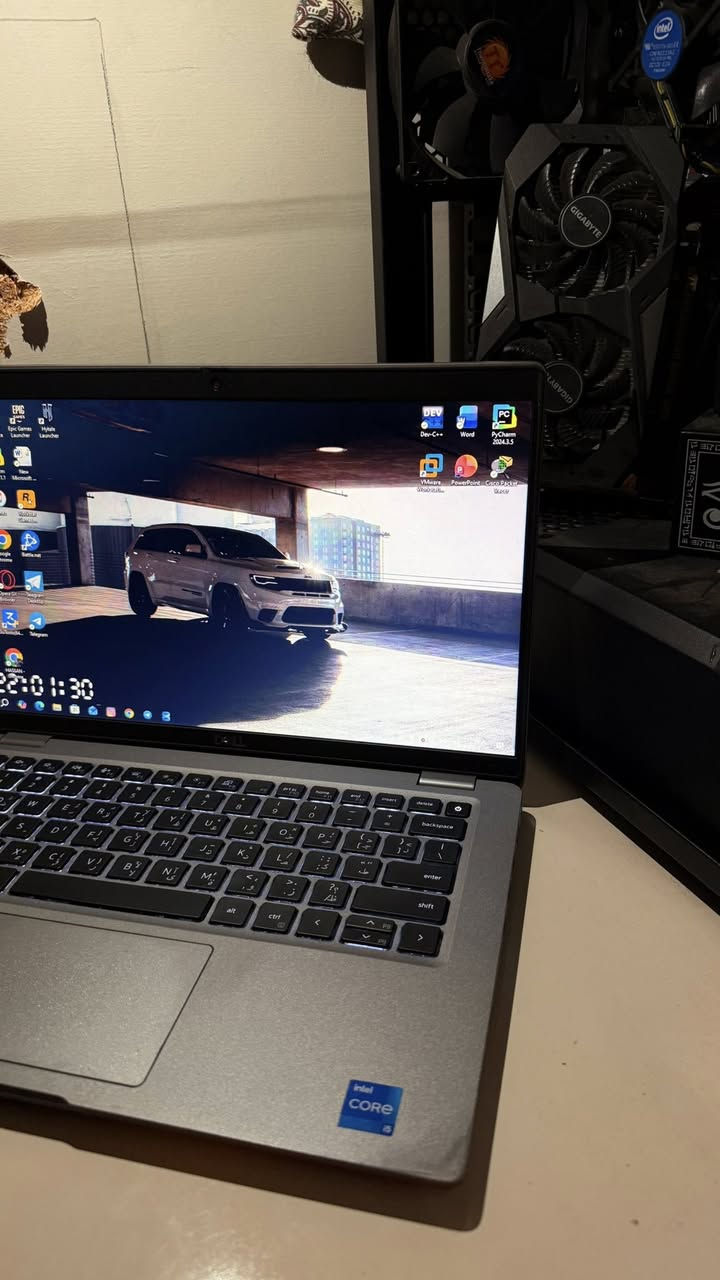 السلام عليكم لابتوب للبيع
dell 5420
المواصفات:
corei5-1135G7

الرام 16 كيكا

هارد 256 من سامسونك

شاشة 14 انج

كرت الشاشة Intel Iris Xe Graphics

منفذ الشحن Type-C

يجي وياها ماوس 
بدون شاحنة بدون علبة و بدون جنطة
نضافة 85‎%‎ 
سعرها 425 الف


**إذا كنت صاحب هذا الإعلان وتريد حذفه لأي سبب، رجاءا أرسل رسالة إلى الدعم الفني**