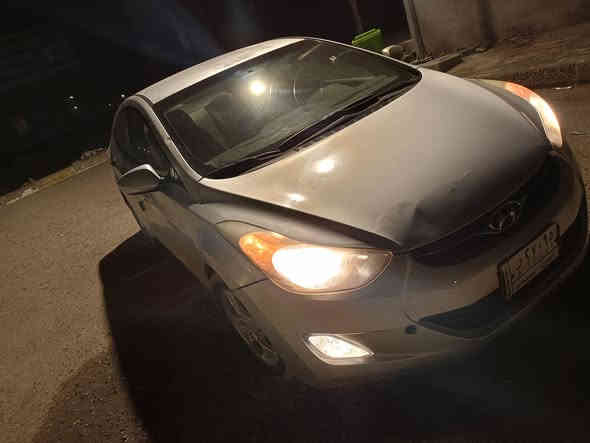 السلام عليكم
سياره للبيع سياره هونداي افانتي 2012 بصمه سنويه 2026  
مكان السياره فاو
مكلف بلنشر 
رقم صاحب السياره ***********
