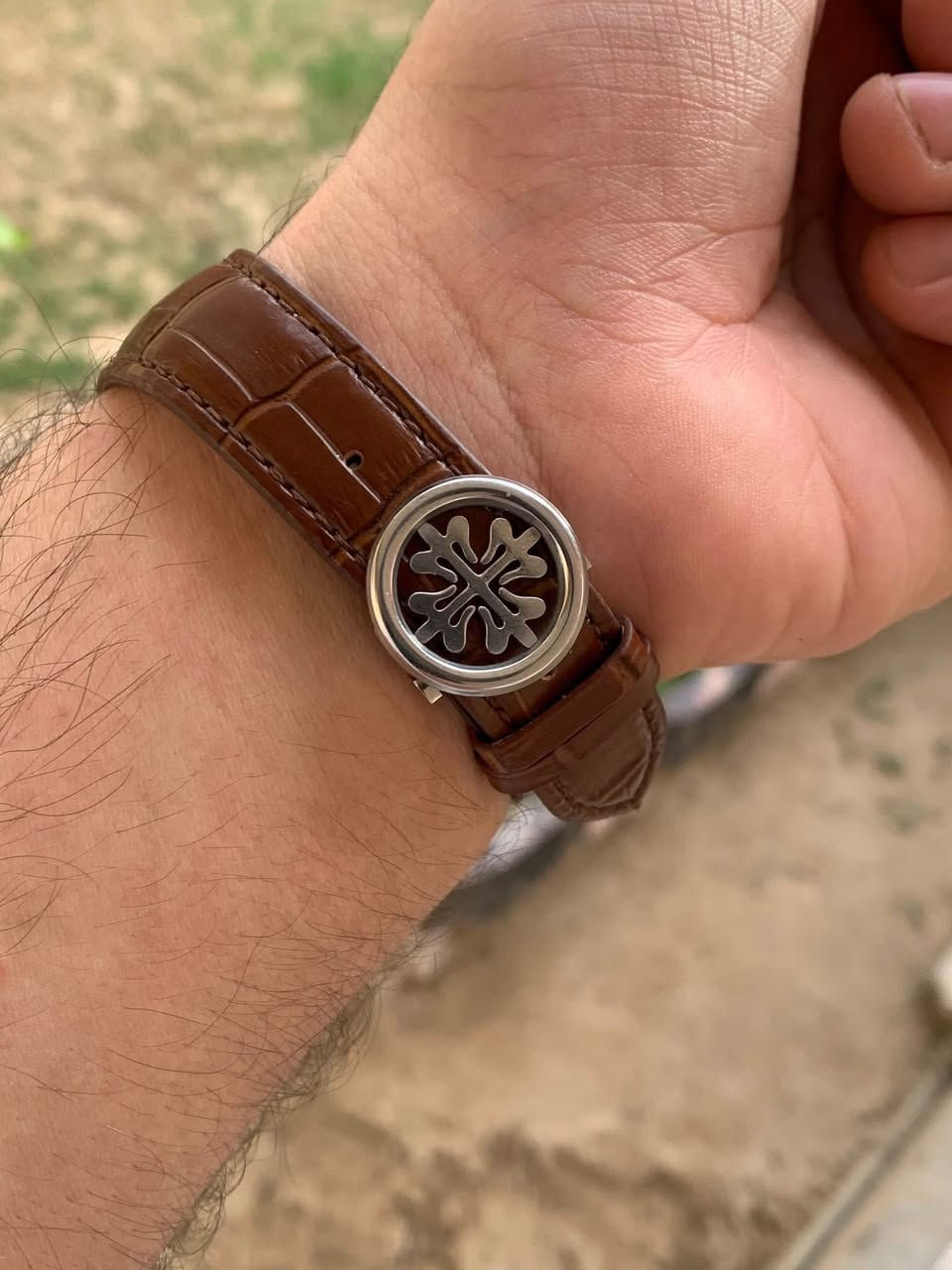 باتك فليب  ماستر
سير جلد طبيعي 
الكيس تياتينوم 
مكينه اصلي 
طلاء ثابت ضد الماء 
قفل فراشة 
مكينة كوارتز

السعر 30 الف على اول تم


**إذا كنت صاحب هذا الإعلان وتريد حذفه لأي سبب، رجاءا أرسل رسالة إلى الدعم الفني**