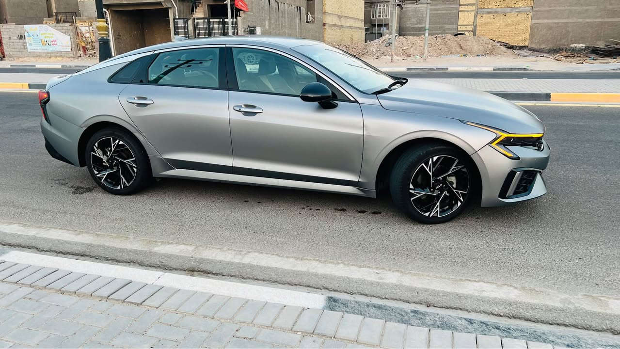 � للبيع | كيا K5 GT-Line موديل 2025

✅ فئة GT-Line
✅ محرك 2500 سي سي
✅ ماشية 7,000 ميل فقط
✅ الحادث: تبديل بنيد فقط
✅ رقم شهداء وتجيك وكالة عامة

💰 السعر: 190 وبيها مجال 

📍 الموقع: البصرة

📞 للاستفسار والاتصال أو واتساب:
*********** البصرة, العراق
