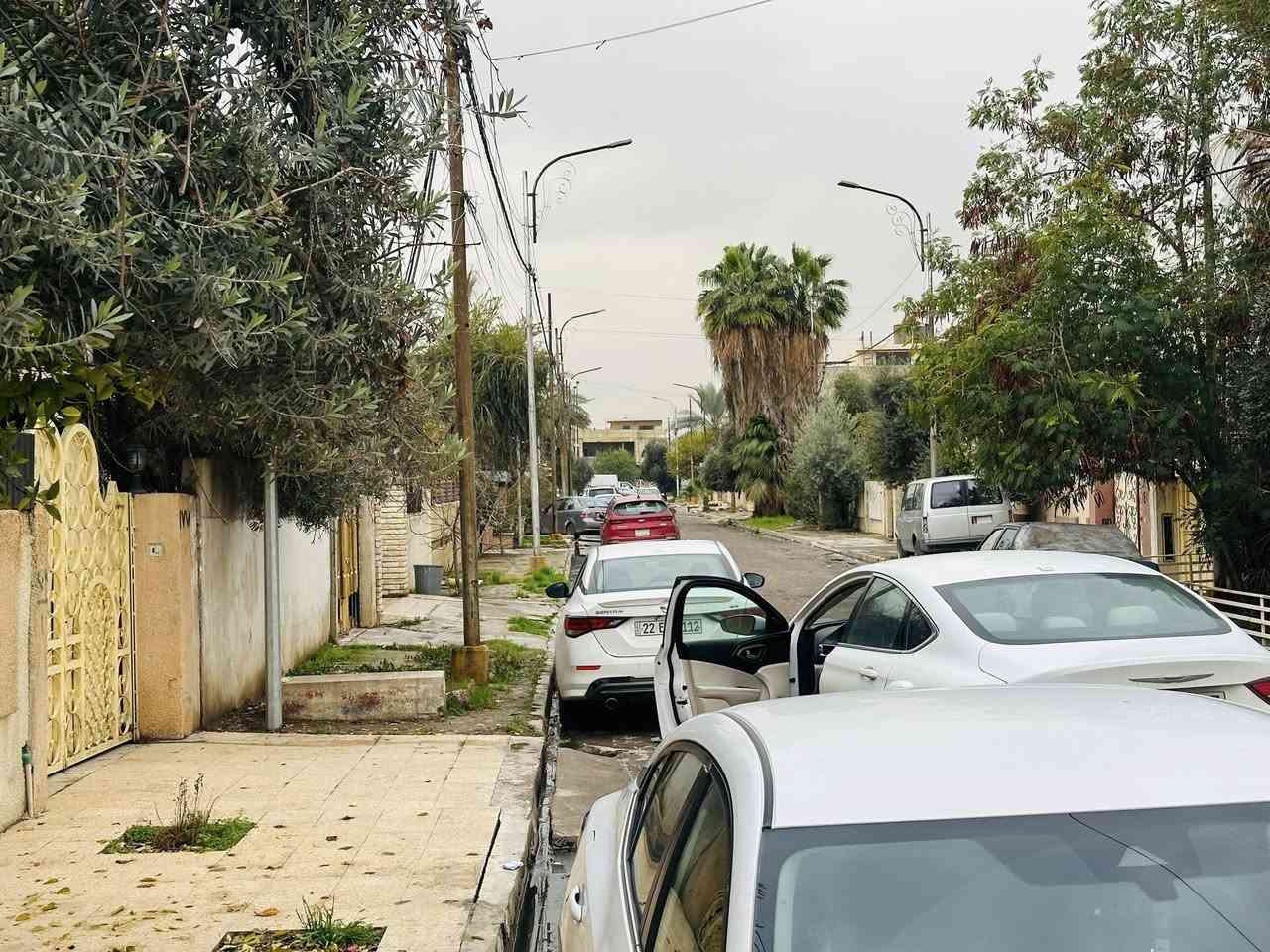 #عروض_مكتب_دعاء_الخير_للعقارات 🏡
للبيع بيت

بحي البعث 

قريب ع شارع العام مقابل حلويات الذهبي 

مساحة 600 متر 

سبع غرف نوم مطابخ عدد 3
 
هول وستقبال 

صحيات بطابقين

كراجين حديقة جبيرة بين الكراجين 

للاستفسار اكثر يمكنكم مراجعة المكتب الكائن في حي الصديق سايدين البحرين قرب مدرسة النبلاء الاهلية او الاتصال 

***********

***********

***********

كما يمكنكم مراجعة مكتب دعاء الخير لتجارة العقارات والمقاولات  

نستقبل كافة العروضات بمختلف المساحات السكني والتجاري

للاستفسار  مراجعة المكتب حي الصديق بداية سائدين البحرين 
 
قرب مدرسة النبلاء الاهلية او 

الاتصال 📞

***********

***********

***********
