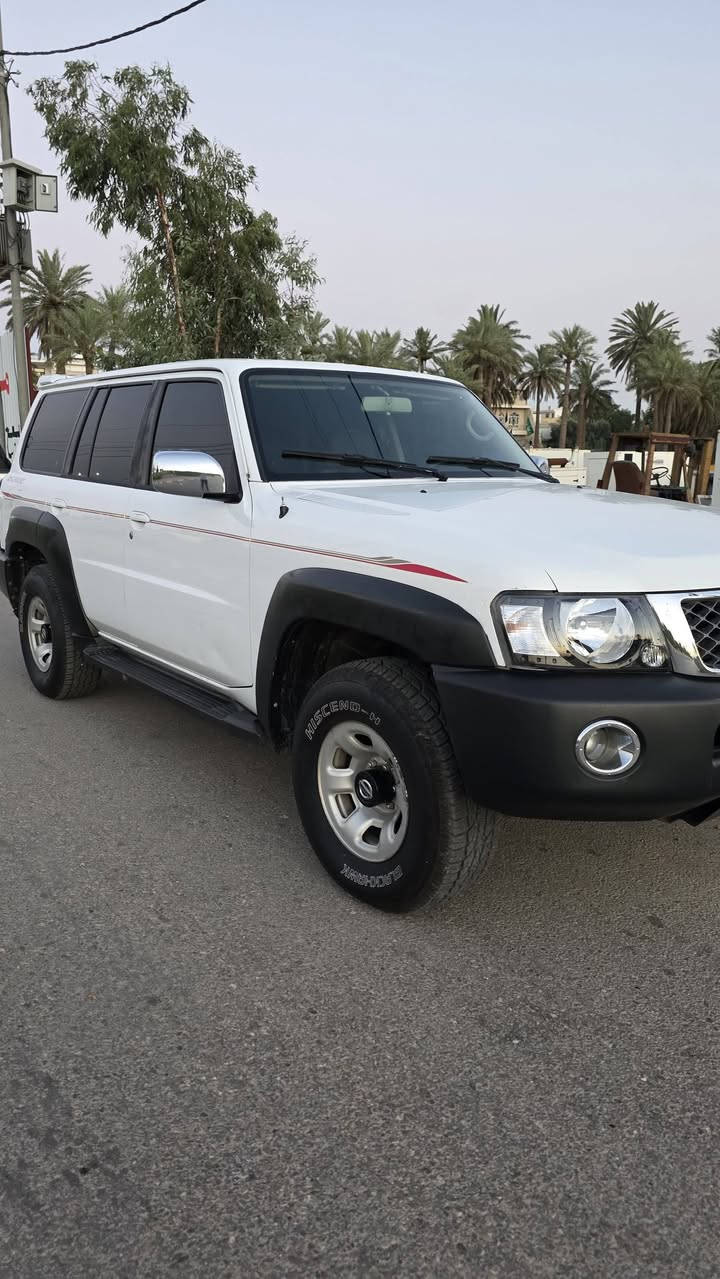 للبيع: نيسان باترول سفاري 2008
المحرك: 4800 فتك VTC (6 سلندر).
​ناقل الحركة: أوتوماتيك (دفع رباعي).
​عداد المسافة: 160 كم حقيقي 
​مكفولة بالكامل، بدون ضرر
​كراسي كهرباء، مقاعد مخمل، شاشة أندرويد .
السعر: 139
گمرك ورقم 22 ورقة ع المشتري
***********
