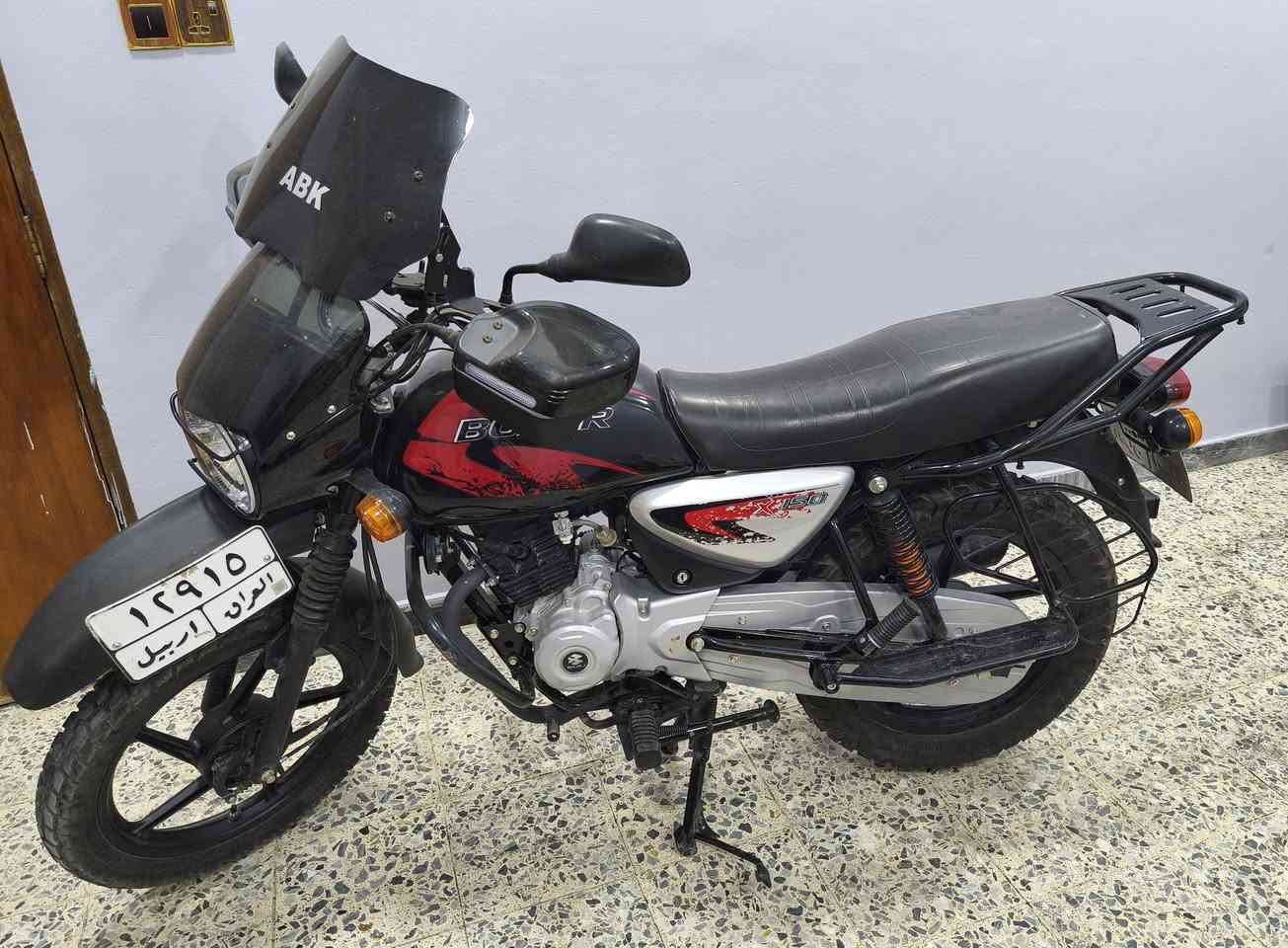 السلام عليكم
دراجه بوكسر جبلي 2024 طالعة 2025
زيرو ماشيه 8 الاف فقط
رقم شمالي
تريد وكاله تريد تحويل
دراجه ممفتوح بيها برغي
تخم تاير جديد عليها 
مري ستاند وقوف كله جديد 
دراجه محرك كير كفاله
السنوية تنتهي 2030
بغداد مدينه الصدر
***********
السعر خاص
