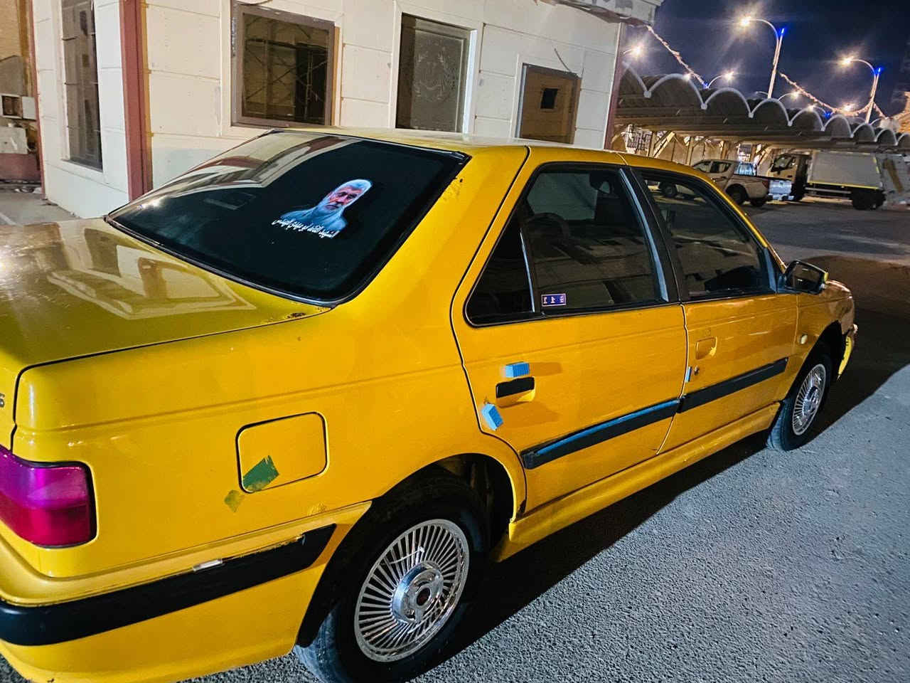 السلام عليكم
بيجو بارص 15 كفالة عامه لاصبغ ولاتبديل 
كهربائياات شغاله من والى 
كير محرك فرنسي 
حدادية جديده ورة وكدام
 تايرات جدد 
دسكات و بنزات وعنابر جدد 
تبريد ثلج 
لايتات زنون 
بكلايت كامل جديد مال بيجو بارص 23 
تخم كشنات جدد 
دوشمه فرو 
تغليف لايلون ضبابي 
فرشة جلد 
رقم ذيقار انگليزي بأسمي 
سنوية لل29 
السعرر 40 وبي مجال 
*********** 
وشتريد اني حاضر
