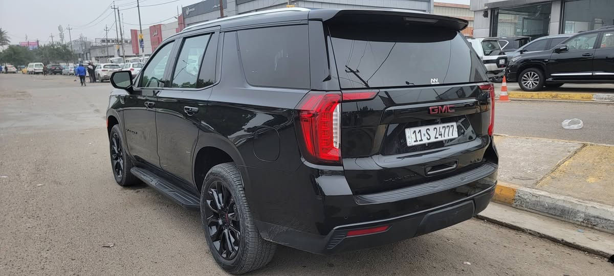 السلام عليكم
GMC YUKON 2022 
رقم بغداد مميز تحويل مباشر 
الرقم مع السياره 
ماشية 34مايل وقابل للزيادة 
السياره وارد امريكي مكفوله من الصبغ
 فقط بارد مكانين  
مواصفات السياره 
فئه/SLE
شاشه ابل كار بلي 
رادار امامي 
نضام خروج عن مسار 
وضعيات قيادة متعدده
نقطه عمياء 
اريل نفكيشن
تحذير تصادم
حساسات امامية
حساسات خلفيه 
كامرة خلفيه
ثلاجة وسطيه 
شاشة عرض ديجتل 
كشافات ضباب 
العنوان بغداد 
للأستفسار 
***********
***********
