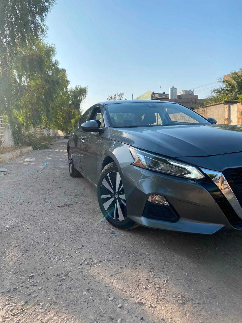 سلام عليكم
نيسان التيما
موديل/2022 
سعر /158 بي مجال ان شاء الله 
مواصفات/SV 
مواصفات sv معروفة كشن سائق كهربائي ونظام كاربلي وشاشة وحساسات 
ورادارات وتوقف ذاتي هو بعد مواصفاتها معروفة 
لون سيارة/ نفطي 
سيارة ماشية /90 الف كيلومتر 
ضرر سيارة واضح بصورة 
سيارة بيها قطعتين تبديل بيلادي نفس لون 
وقطعة ونص صبغ
اخوان سيارة كدامكم
مابي لا دواخل ولا شواصي 
ايرباك استيرن وبردة 
مكاني كركوك 
سيارة مرقمة اربيل 
رقم هاتف/ ***********
