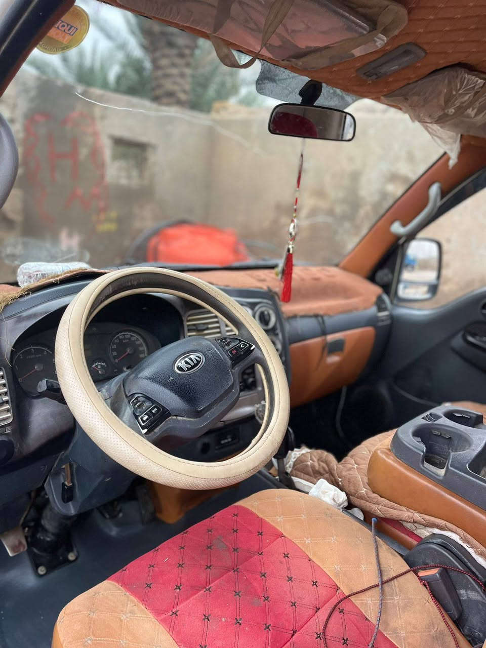 السلام عليكم سياره كيه حمل سياره مكفوله بسمي ثاني يوم احولك المكان ناصريه رقمهي ذ ي قار 2016  / ***********
