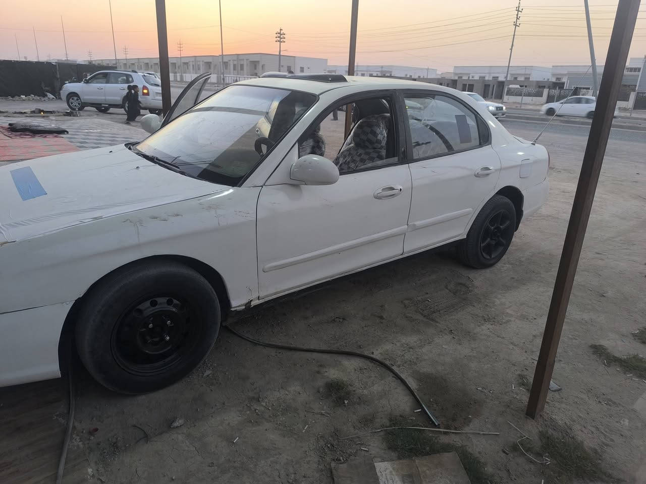 سوناتا موديل 2000 رقم نجف سنويه صاره أقل شهر من صاقطه راعيه بلحله شوكت متريد يداور مكينه وكير مكفولات  ضربه قصه كل عيب شرعي مابيه سياره بيه نواقص مكاني نجف السعر 30 وبيه مجال مراوس هم عادي  للاستفسار ***********
