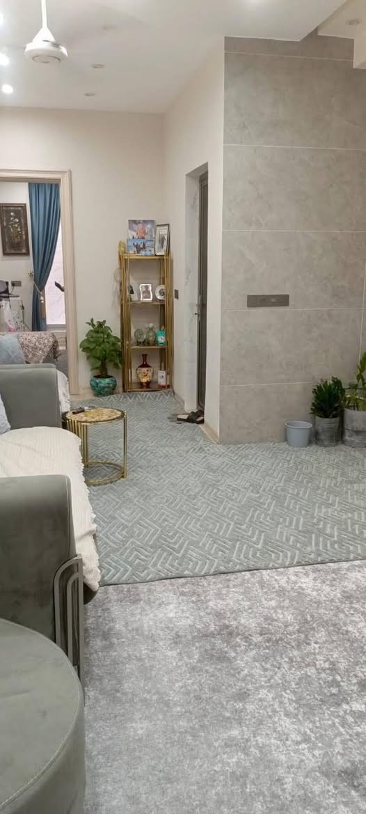 للبيع دار في السيدية 🏠ا
الضباط مربع القادة 📍
  دار مودرن درجة اولة

• المساحة: :150 م²
• الواجهة: : 6 م• 

✨ العقار يتكون:
  🔹3 طوابق🔹
5 نوم +حولي كبير +استقبال عدد 2
 2 مطبخ حار + بارد +5 خدمات صحة 
كراج وشلال ☑️

✅ سعر مناسب جداً

✅ موقع راقي وخدمات متوفرة ✔
للاستفسار ***********
