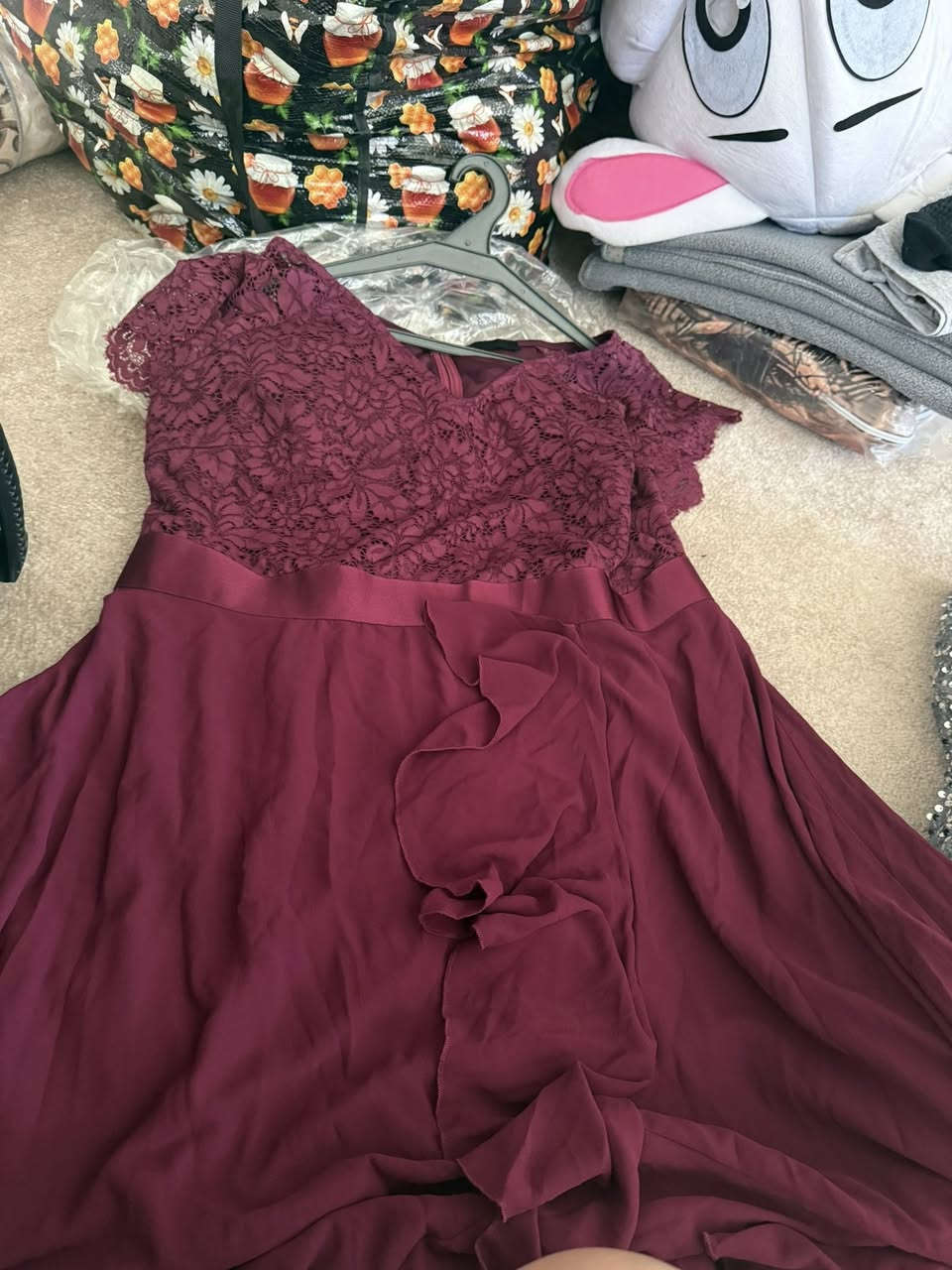 مرحبا بنات فساتين قياس خاص يلبس وزن 90 وفوك  مملبوسات جديد سعرهن كولهن 30 الف مع التوصيل


**إذا كنت صاحب هذا الإعلان وتريد حذفه لأي سبب، رجاءا أرسل رسالة إلى الدعم الفني**