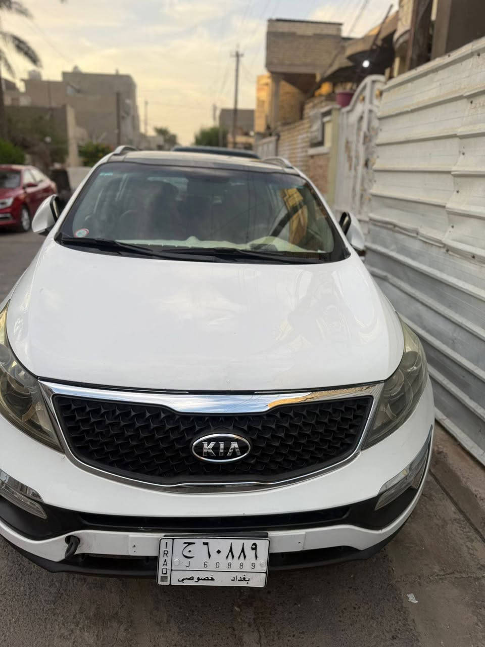 كيه سبورتج 2011 خليجي مكينه 2000 دوش فول ماعده البصمه كفاله عامه بيه سونار ماشيه 140 الف مكينه كير تبريد حداديه جاهزه السياره سنويه 28 بسمي  مكلف بلنشر اتصل وتدلل مكاني بغداد البياع  السعر 140 وبيه مجال قليل  ***********
