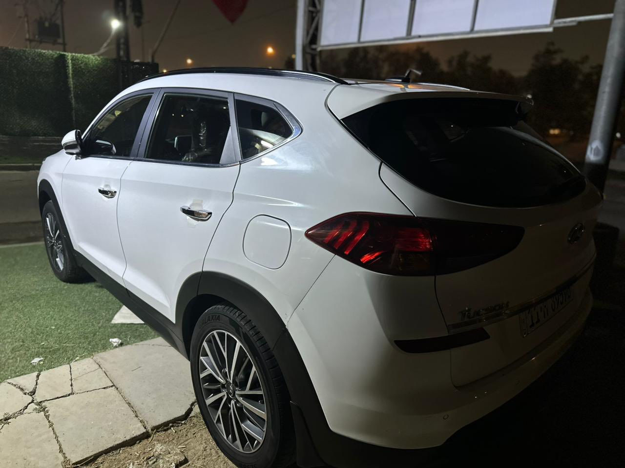 توسان موديل 2020بغداد سنوية 2030 بسمي فول ماشية 120 السونار موجود صبغ بسيط جهة وحدة بالدعامية الأمامية فقط السعر 200ورقة بس مجال بسيط المكان بغداد الغزالية ***********
