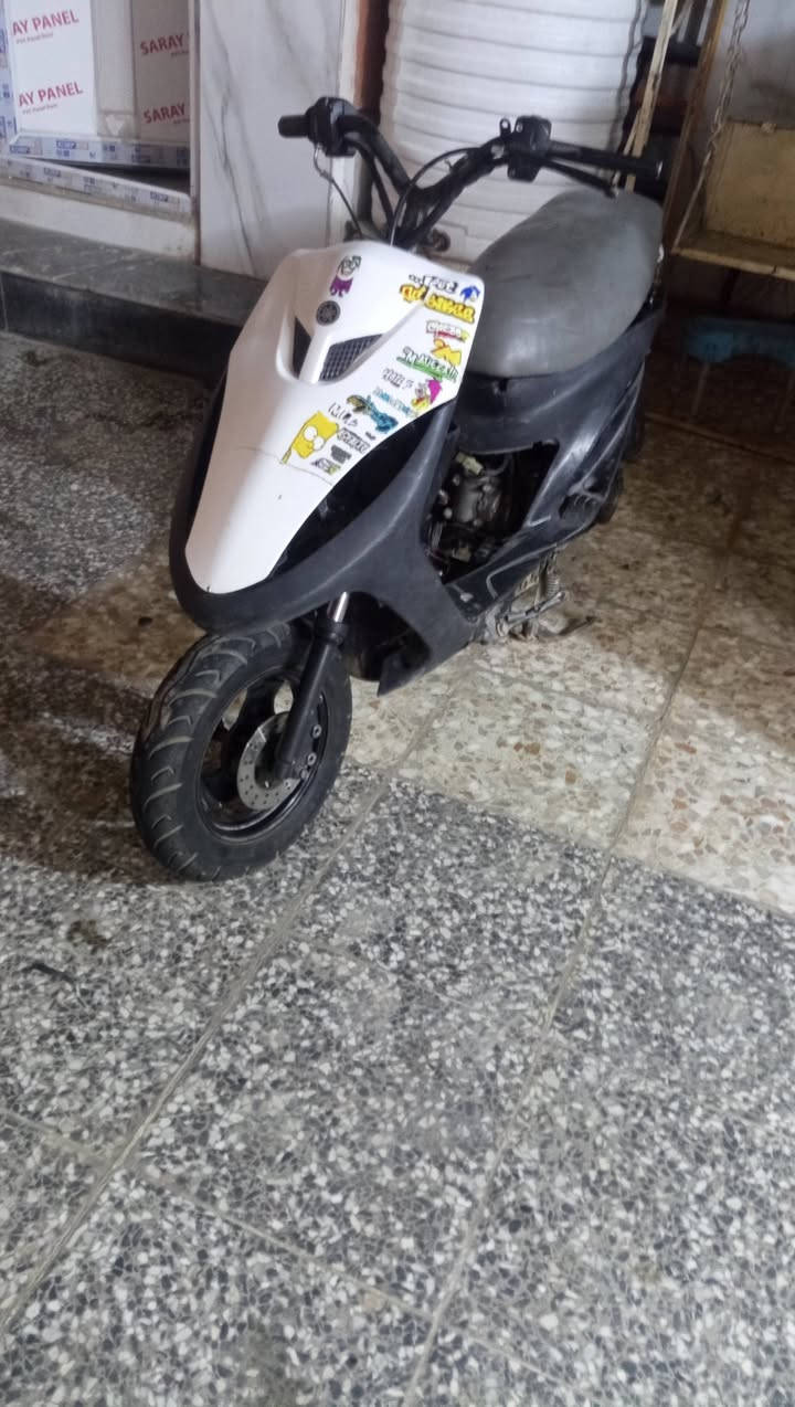 السلام عليكم عندي دراجه ماكس عدله للبيع او أمروس الدراجه اتخبل نصبتهه وبكل وكت نكره سلف الدراجه كفرات كامله بس قبق هندر ما بيهه الدراجه حلو رايدهه 375 وبيهه مجال  وكرر المو شراي لا ايراسل  المكان بغداد البلديات


**إذا كنت صاحب هذا الإعلان وتريد حذفه لأي سبب، رجاءا أرسل رسالة إلى الدعم الفني**