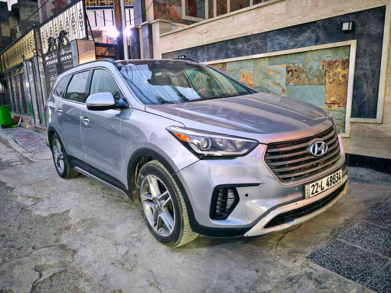 للبيع هيونداي سنتافي كراند فوول 1/1
موديل♦️ ٢٠١٧
للاستفسار التواصل على الرقم 
***********

مواصفات 
♦️_حجم محرك 6سلندر  3300
♦️_تحكم ستيرن
♦️_كروز سرعه 
♦️_كامرة خلفية بلادية 
♦️- حساسات خلفيه 
♦️_ اشارة ترحيب
♦️_يدات نيكل
♦️_لد أمامي + لد خلفي 
♦️_كشنات جلد بلادي
♦️_بصمه تشغيل +بصمه ابواب + صندوق 
♦️_ أضائه ترحيب باليدات عند الاقتراب 
♦️_كشنات كهرباء عدد 2
♦️_انظمه قيادة عدد 3
♦️_ 3قطع تبريد  
♦️_سبعه راكب 
♦️_قمارة بانوراما 
♦️_بردات  جانبية للجهة الخلفية 
♦️_حاكيه +بلوتوث 
♦️_ويل حجم ١٩
♦️-منفذ يو اس بي امامي وخلفي 
♦️- فور ويل 
♦️ درايف مود 
♦️-كراسي الاماميه تدفئه تبريد 
♦️- نظام تزحلق يو بي اس 
♦️- نظام نزول منحدرات 
♦️- نظام تحكم بلمقود سبوت او عادي او رياضي 
♦️- منظومة زنون كامله الايت عالي ناصي + بلاجكتورات
وبعد بيها كومة مواصفات 
السيارة نظيفة وادامة دورية
سونار السيارة موجود بالمنشور
للاستفسار التواصل على الرقم 
***********
