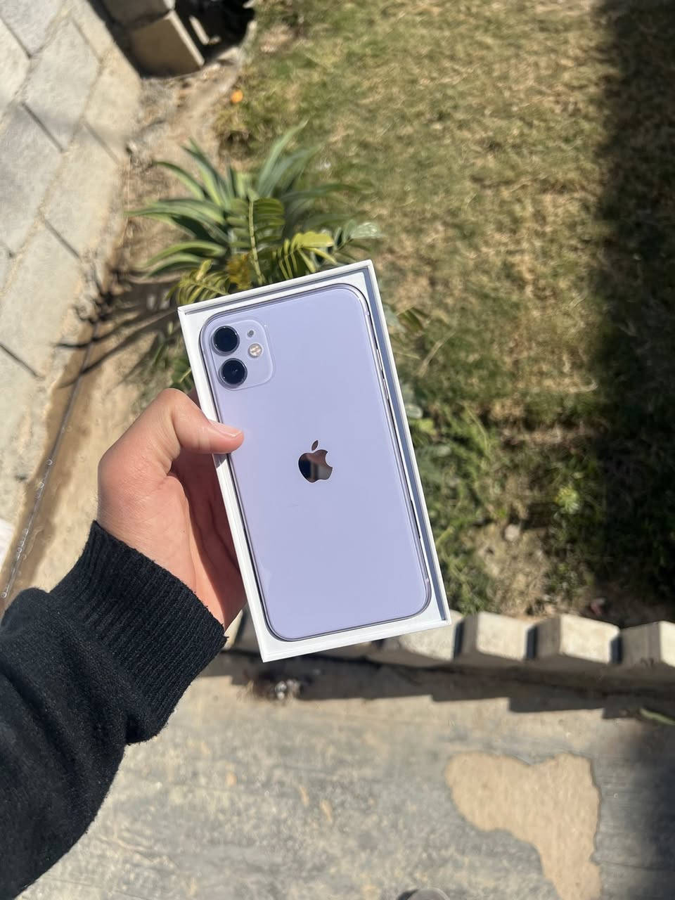 ١١عادي بطاريه٧٢ذاكره١٢٨ فول نضافه علا وضع شركه جهاز شريحتين ٢٧٠وبي مجال ***********
