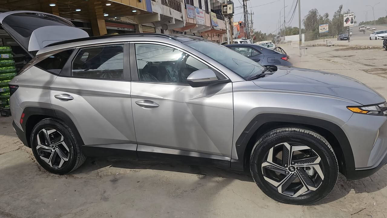 السلام عليكم
توسان هايبرد 2022
رقم بغداد فول 1/1
جامرلغ مبدل وبنيد مصبوغ..بددوون ايرباك
بسمي
مكان..ديالى 
صور الظرر موجوده
210$
***********
