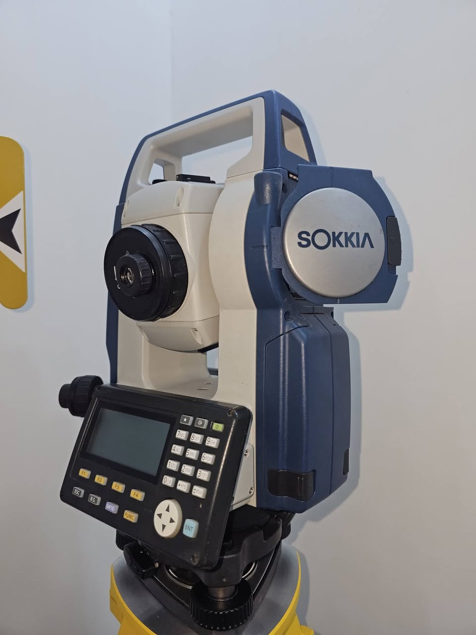 سوکیا cx101
دقە واحد ثانیة
كلش نضیف
جهاز استخدام كلش قلیل 
ای واحد یرید راسلنی علی واتس اب
***********
