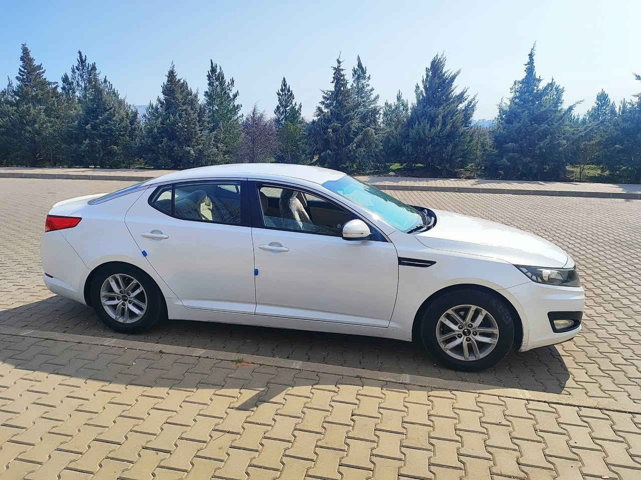 سلام عليكم كيا اوبتيما خليجي شركه دوليه مكفوله من صبغ والبارد ومكينه وكير مكفولات تبريد قطعتين تحكم ستيرن جهتين شفتات ستيرن محرك 2000دوش رقم بغداد ماشيه 67000 بعده على وضع شركه رقم هاتف *********** عنوان بغداد البلديات سعر 155 ورقه
