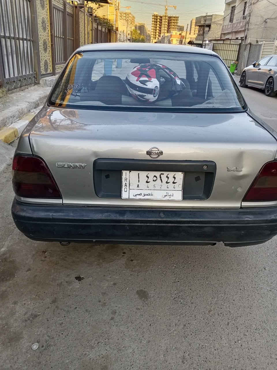 نيسان بريميرا موديل 90 كير اوتوماتيك تبريد ثلج تخم تايرات كهربائيات كلها شغاله لايتات زنون بدون حادث ولا تبديل مصبوغه احزام اثر الجراد فقط الجماليه اي نقص مابيها استخدام مال بيت السعر 34 شهداء البياع شارع المضخة الاول 
*********** بغداد, العراق
