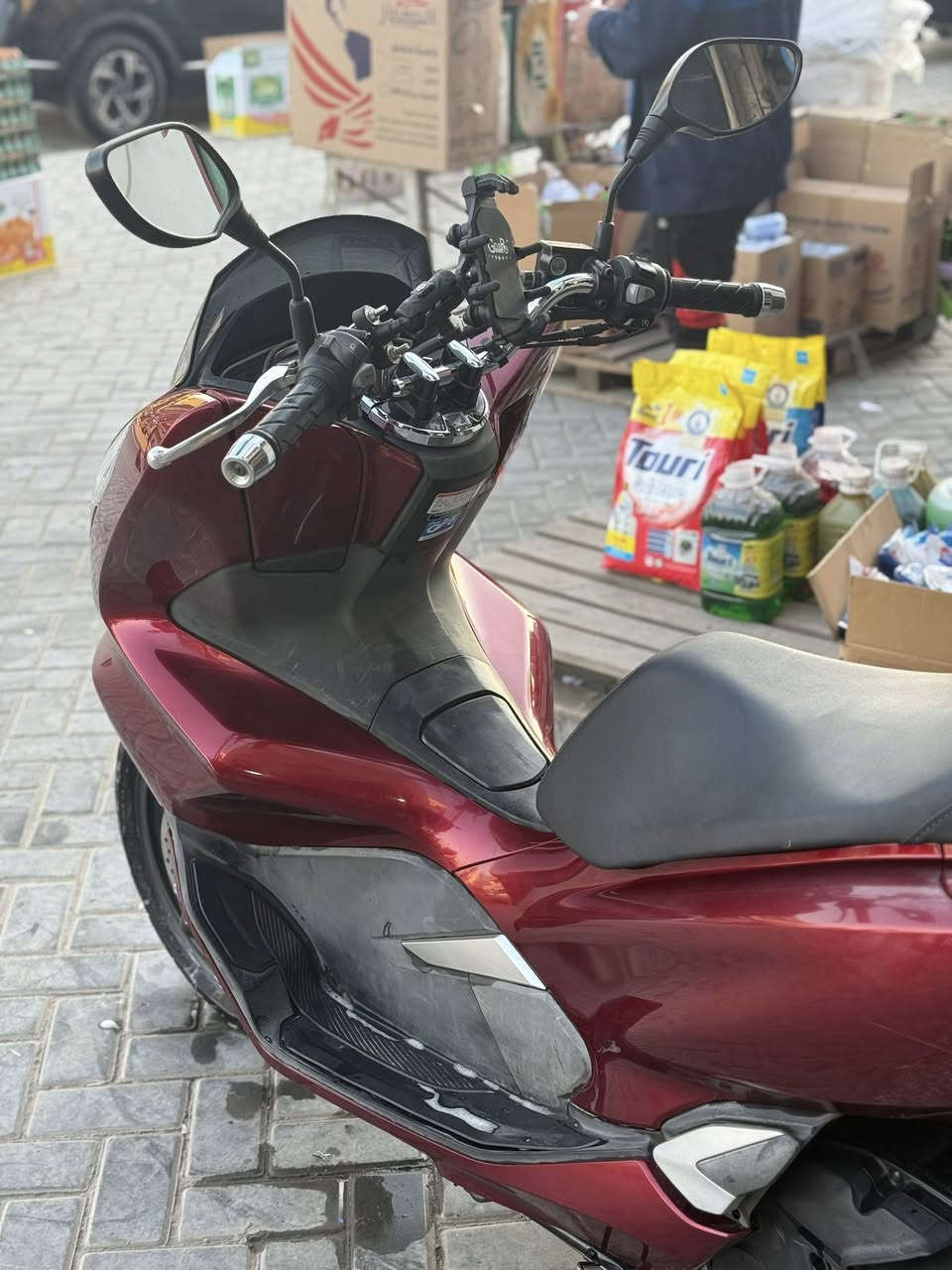 السلام عليكم pcx الجيل الثالث ياباني JF
مكفولة كفالة عامة محرك وكشر كفاللللللة نازلة رمبة 2025/11/18 من معرض علي مدلل صار 3 اشهر تقريباً
وياها جميع اوراقها كاملة
الدراجة جديدة بمعنى الكلمة 
بصمات عدد 2 وياها
محرك 125cc
ستاند مبايل اصلي وياها اجة
حساس حرف A
ستاند كهربائي 
تايرات بعدهن شركة جدد
مكاني بغداد الحبيبية 
 السعر 22$ وبيها مجال 
***********
اكرر دراجة ياباني اصلي جي إف
