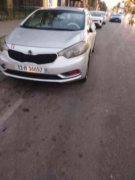 كيه فورتي 14 امريكيه حادث جملغ فقط كير مكينه خير من الله مكينه جيت الين تبريد ثلج سياره جاهز مكاني بغداد *********** السعر 110وبيهه مجال
