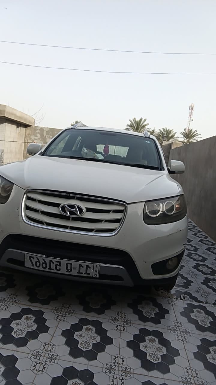 السلام عليكم

سنتافي خليجي موديل 2012 رقم بغداد  مواصفات السياره  تنته اشاير بالمري الجانبيه 7راكب كشنات كهرباء محرك 2400دوش ماشيه السياره 133قابله للزياده مكان السياره صلاح الدين بلد السعر 138وبيه مجال للشراي الاتصال 

هـ ‭0782 418 9887‬
