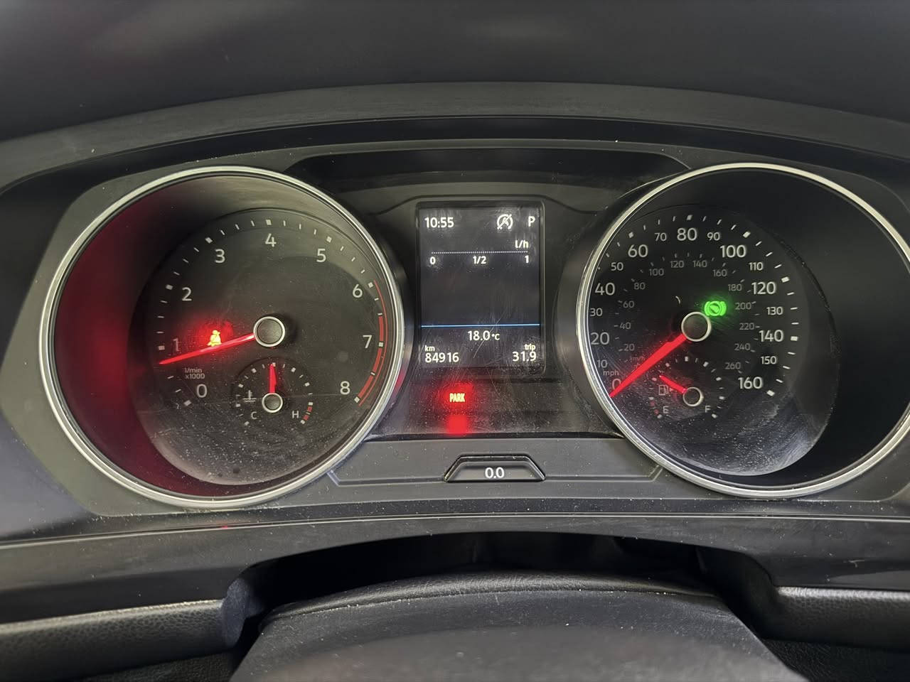 فوكس. واگن. تيكوان موديل ٢٠٢٠فول بس. فتحه و بسمه مابي
سياره بس باب  سايه ق ورا سايق صبغ بدون دواخل بدون ئيرباگ 
حتي بدون بارد بدون شغط 
حاديثه كولش بسيط  
حتي دعميات مابي صبغ 
گيرو محريك  مابي ايي خلل 
حجر صالوسا  موجود
سبير مانازل كتلوك شريكه  موجود 
تبريد اثنين قطعه 
ارباك كوله شريكه. ماطاك 
تبريد شغال كهربائي كوله شغال 
صدها حداديه ميه بل ميه 
سنه ويه جديد نفس يوم احول 
بئيسمك  
رقمها سليمانيه 
موكان سياره سليمانيه 
استفسار هاي  رقم 
***********
مواسفات سياره 
١شاشه كاميرا
رادار امامي خلفي سكن سايق مدور رادارات موجوده 
٢تحكم سترن 
٣تحديد سورعه 
٤فورويل دفع روبا عي 
٥سبورت 
٦ئوتو بارك 
٥مود يمشي موجود نيزام ئيكو 
سياره. ماشيه. ٨٤الف كيلو متر 
مرايات ئيشاره 
اكو هواي ماصفات. بي 
سعرها ١٣٩. $
