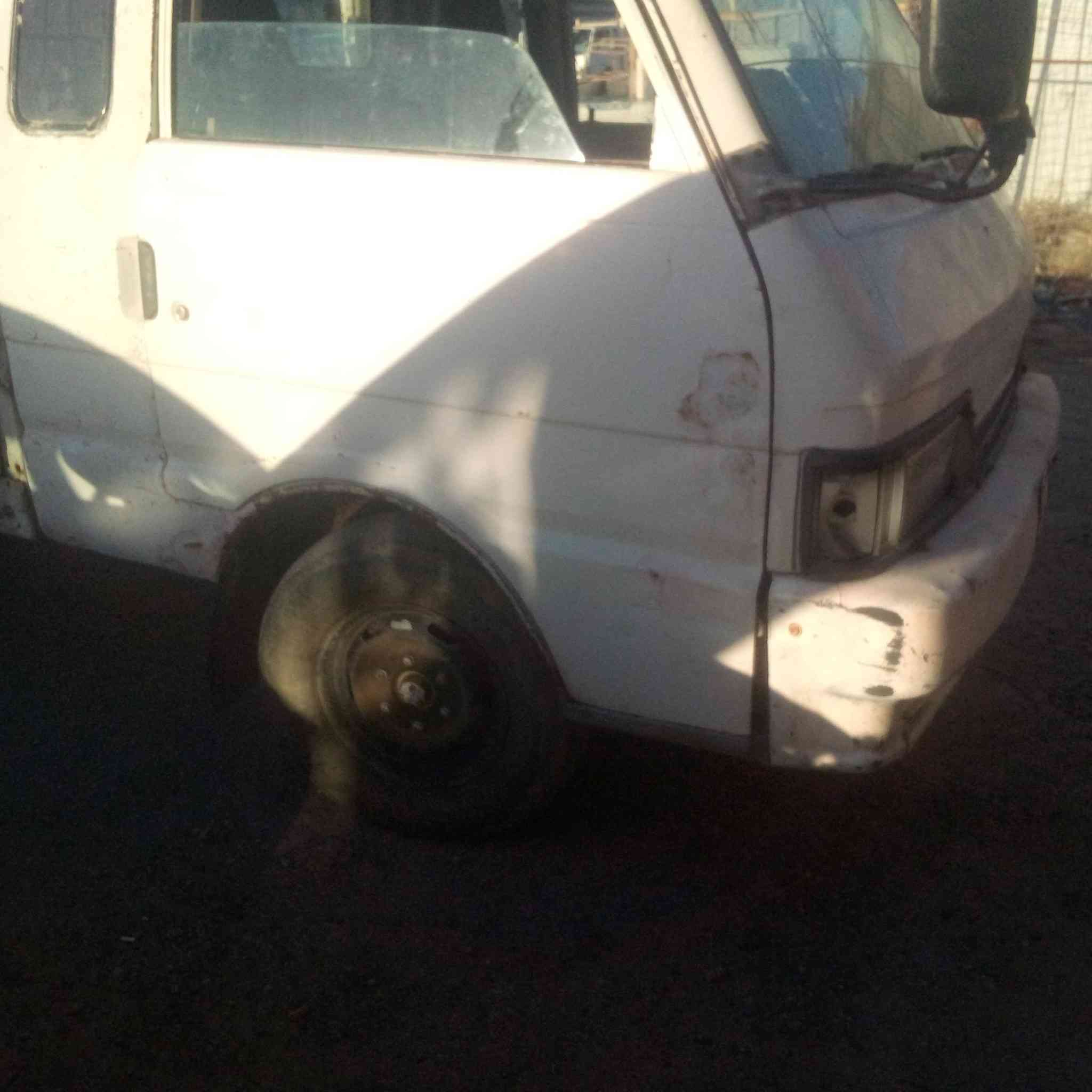 السلام عليكم 

كيه بنكو للبيع موديل 94 رقم أنبار منفيس تستلم كاز سنويه ضايعه السياره شغال المحرك زين الكير بس الثالث ما يجي الاكسل بيه ونه السياره كدامك شوف المنشور زين وقتنع وبيك خير وتدلل أبيع كوم حديد أتعهد سرقة وعشائر السعر 15 وبيها مجال شي قليل حك الجيه مكان بغداد ابو غريب الزيدان *********** واتساب موجود
