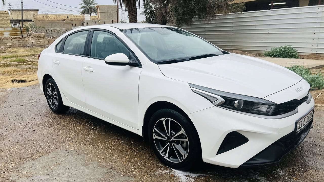 سيراتو خليجي 2024 محرك 2000 مكفولة من الصبغ والبارد ما بيها شخط ماشية 62 الف السعر 177
العنوان بغداد التاجي 
***********
