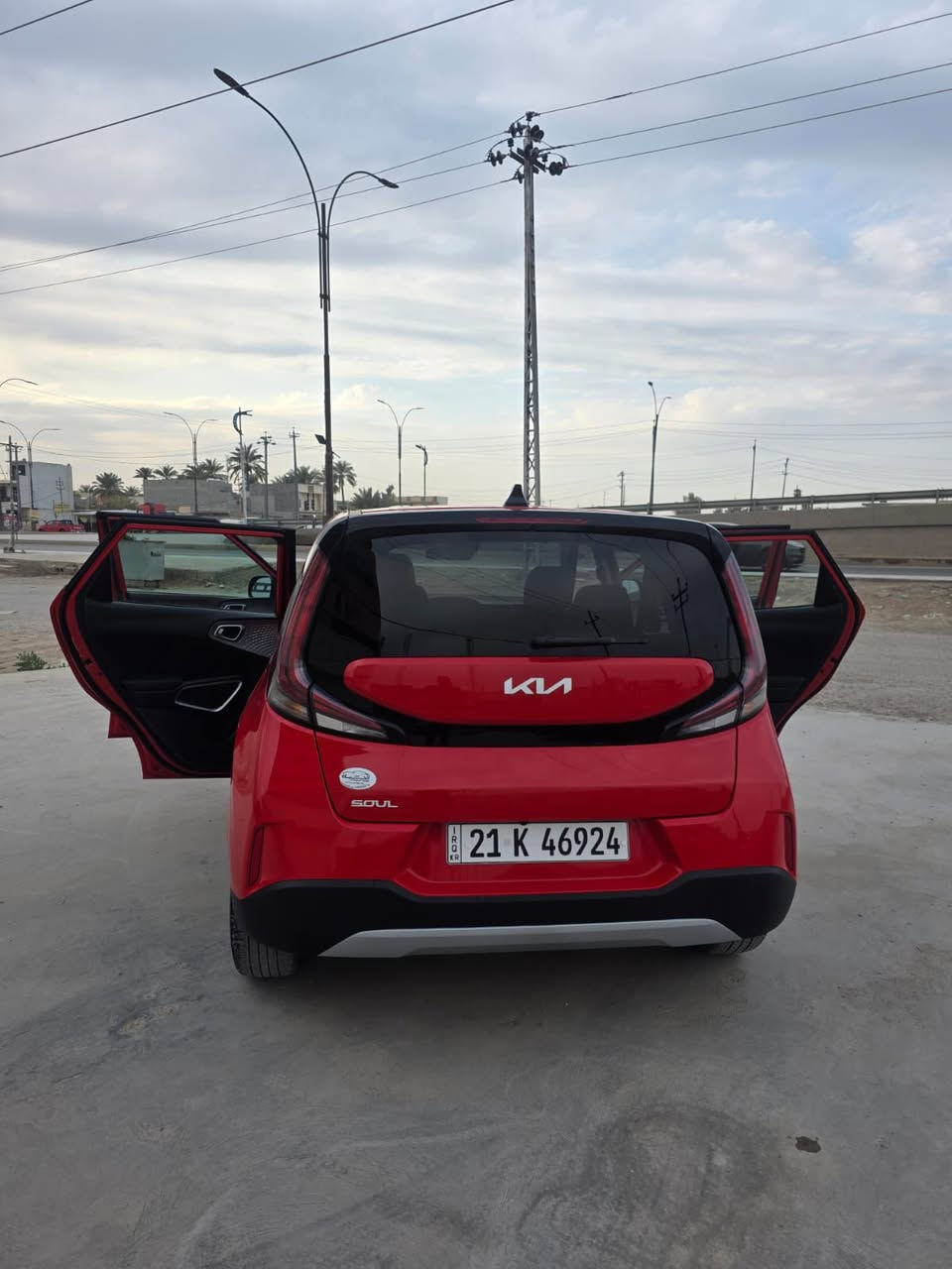 السلام عليكم ورحمه الله وبركاته 
ادمن تعرف مكانك وين 👈♥️
كيا صول
2023
ماشيه  23 مايل فققط
بدوووون ايرباك
فقط بارد بسيط بيهه
گير محرك تبريد تدفئه حداديه تايرات كله بشرررررررط
رقم سليمانيه الجديد
سنويه لحد 2030
بأسمنه
شررررررررررط التحويل
صور السياره والسونار بالمنشور
بدون دواخل
بدون شواصي
السعر 164 وبيه مجال بسيط للشراي الجاد مكانه ديالى بعقوبه
الخاص مفتوح
للاستفسار ***********
