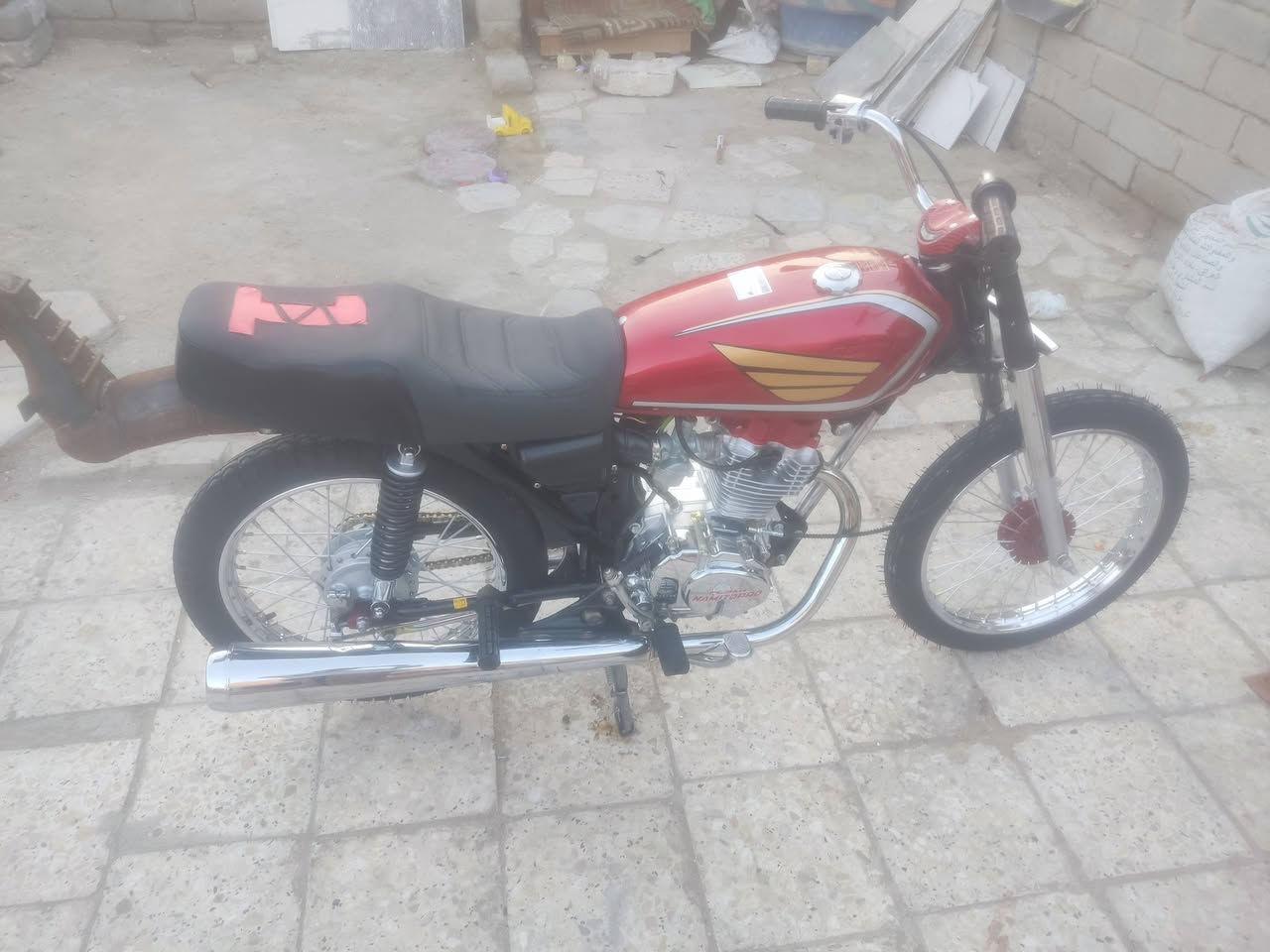 يا الله سلام عليكم شباب دراجه ما ناقصه اي شي كبل الشارع ✈️ البيع كلك كلك كلك دراجه ما صار شهر من معمره يابسه و احلى من صور  سعر 675وبيه مجال الشراي للتواصل ***********وتساب
