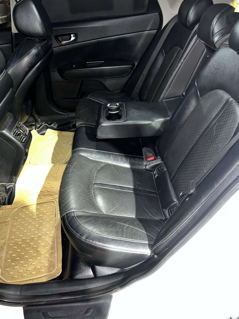 سلام عليكم اوبتيما 2016 EX
اوبتيما موديل 2016 EX أمريكي تبديل بنيد فقط وتصليح بخشم الجاملع الايمن
محرك 2400 GDI معلي كازكيت بدون دوانز
فول عده الفتحه
بصمات وترحيب كشنات كهرباء تدفئه
اشاير بالمري وشفط
لايت زنون
تبريد منضومه جديده
تحكمات ستيرن
كامره حساسات
تخم تاير جديد
باتري جديد

السعر 132 وبيها مجال
العنوان الناصرية 
***********
