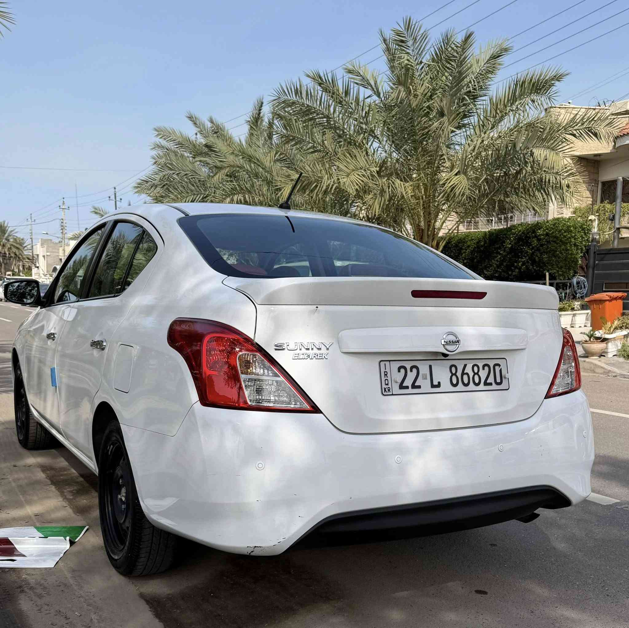 السلام عليكم
نيسان سني  
رقم اربيل باسمي بشرط التحويل
السياره استخدام شخصي لا تكسي ولا مندبه
2024
ماشيه 31,000 كيلو متر 
مكفوله كفاله عامه من البارد والصبغ والتبديل
مواصفات 
داخل جلد احمر كشنات وبيبان
شاشه كاربلي
4جام كهرباء
قطعتين تبريد 
حساسات خلفيه
كامره خلفيه
جنح خلفي
ABS
البجم كله زنون درجه اولى عدسات
مغلف الجام لاصق عازل حراري  
السعر 12,300$ 
وبيها مجال 
مكاني بغداد حي العدل 
***********
***********
