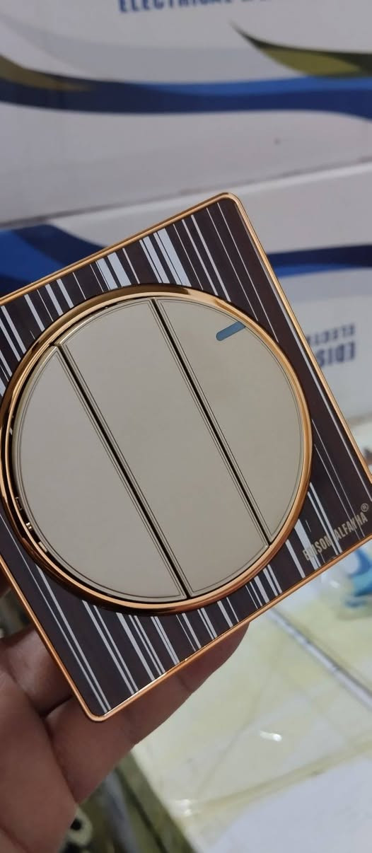 سعر جملة 1000دينار قطعه 
***********
***********
