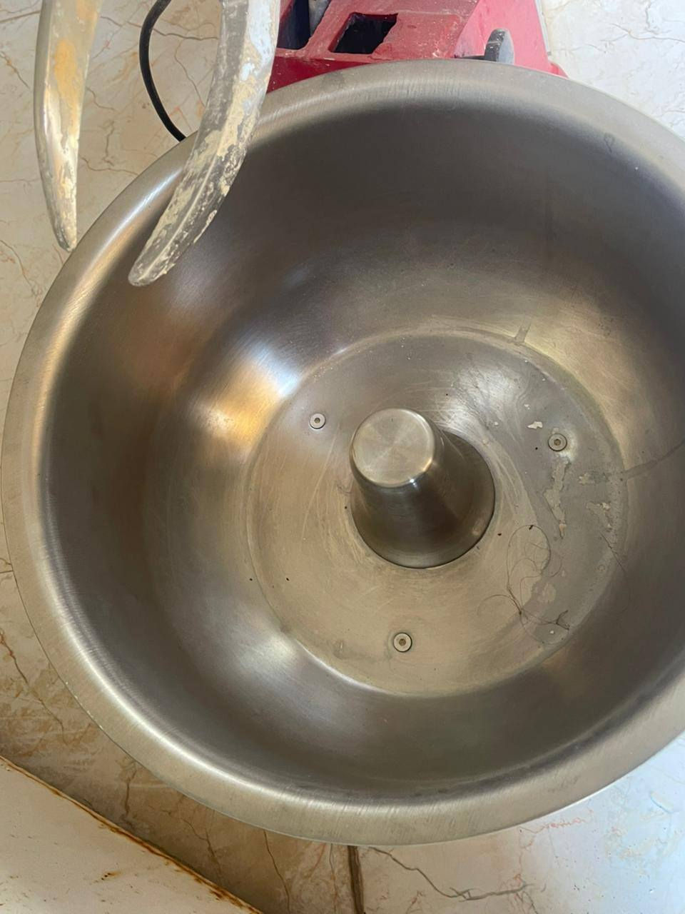 السلام عليكم عجانة توب استار صناعة سورية ممتازة 
12 كيلو 
استعمال اقل الشهر فقط بعدها جديدة 
العنوان ديالى قرية الحويش 
الرقم ***********
السعر 180 الف بيهة مجال
