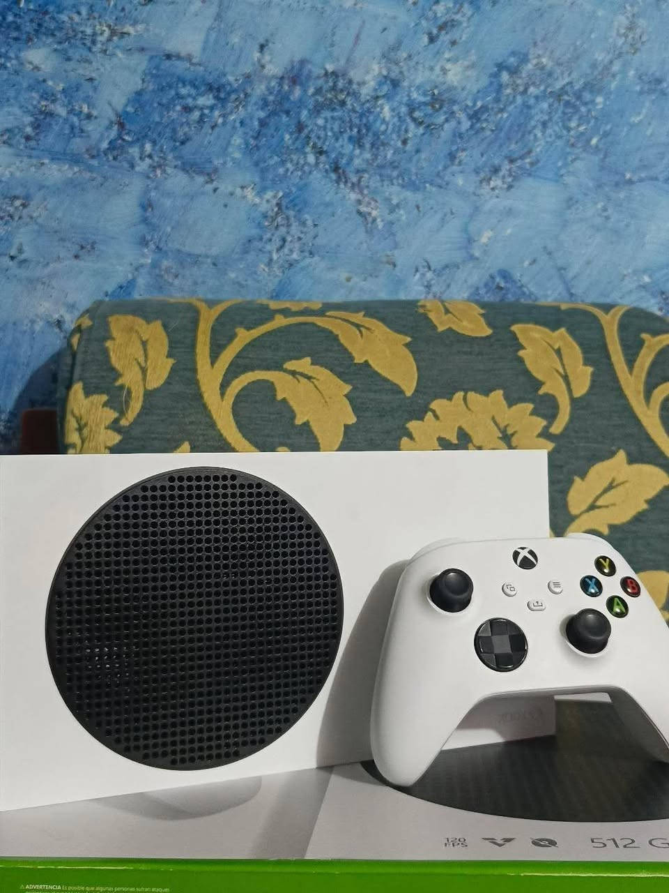 اكس بوكس سيريس اس للبيع مستخدم 30 ساعه فقط كامل ملحقاته الاصلية لوك ستيكر  السعر 350 الف  بي مجال
للتواصل *********** بي واتساب
