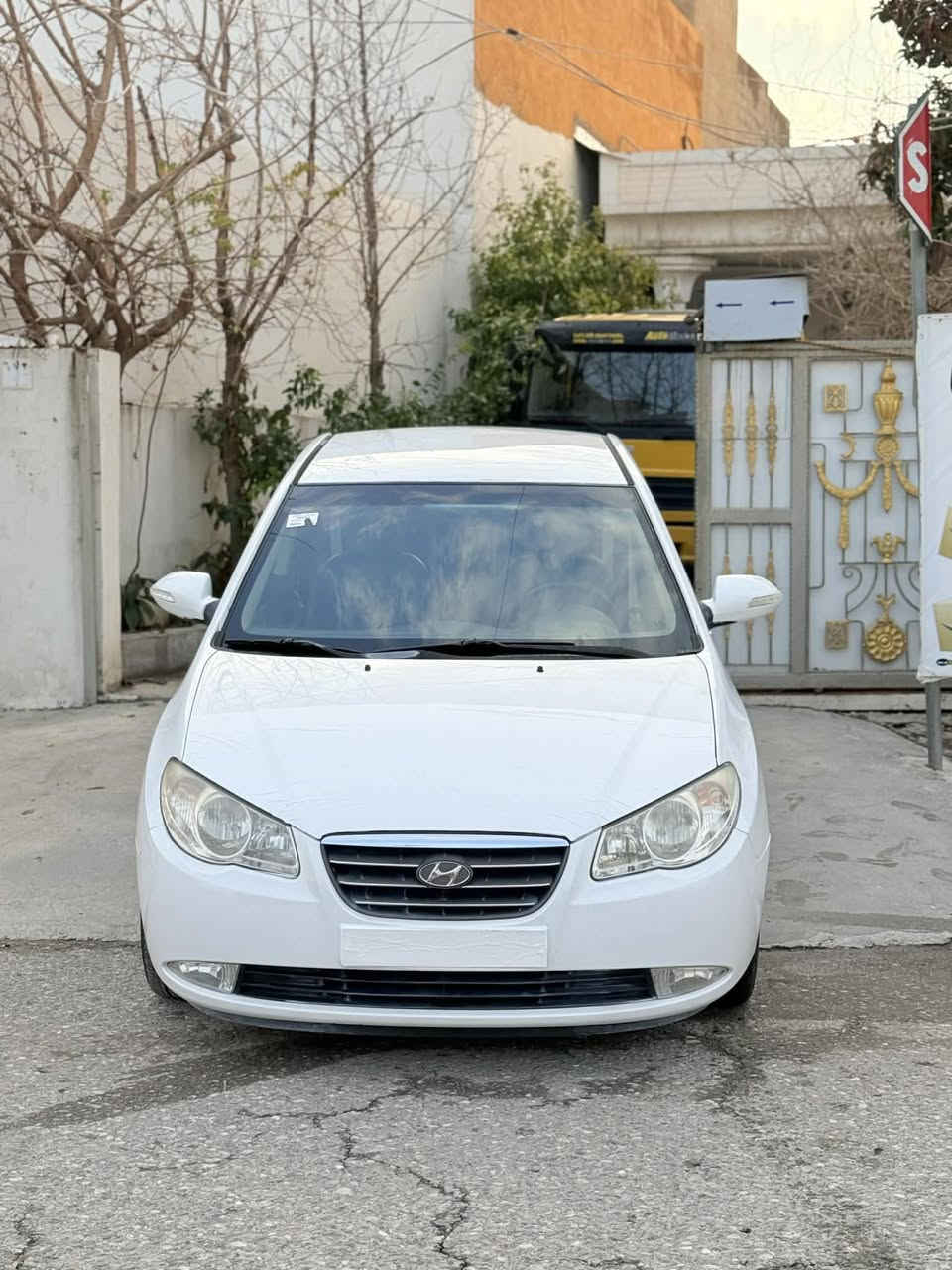 سەرەتا بەناوی خودای گەورە
HONDA ئاڤانتی2008
براوە براوە براوە 
فول فول بێ سڵاید 
کوشن جڵد و هیتەر 
تەبریت لەمس 
مۆدیل 2008 
ئاوێنە ئیشارەت 
کوشنەکان بێی تەقین و دران 
تایەی حاوێن 
بێی دەعم و لێدراو 
بێی کەڤەر گۆران 
بێی تەقەو رەقە 
سەقفی زۆر جوان 
سەعری 53 گەڵاو معامەلە 
موشتەری نامە بنێرە یان تەلەفۆن بکە 
0750 151 0169
