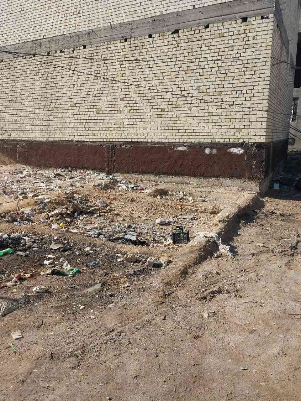 قطعة للبيع مساحة 100متر شبانات قرب الحولي عرض شارع 10 متر ماي مجاري كهرباء السعر 11 وبيه مجال قليل لاتصال ***********
