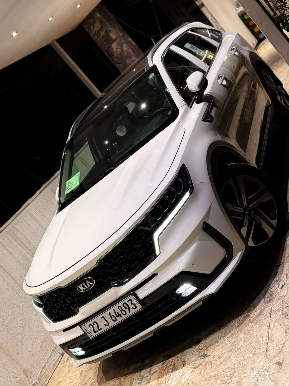 السلام عليكم
كيا سورنتو 2021 خليجي استيراد شركة الدولية 
مكينة 6 سلندر كير ماوس كير مكينة صدر تايرات تبريد كلة نضيف وكفالة 
مواصفاتها 
بنورما 
بصمة
كير ماوس 
كشنات جلد  كهرباء امامي خلفي 
تدفئة تبريد ب الكشنات 
جنطة كهرباء 
انارة محيطة 
لايت عدسات 
باقي المواصفات معروفة 
السيارة رقم أربيل الجديد تحويل او وكالة حاظر 
السيارة بدون ضربة او صبغ بيها كم مكان بسيط تعديل بارد باقي السيارة كفالة من كلشي مكان السيارة بغداد 
سعرها 258 وبيها مجال بسيط 
***********
