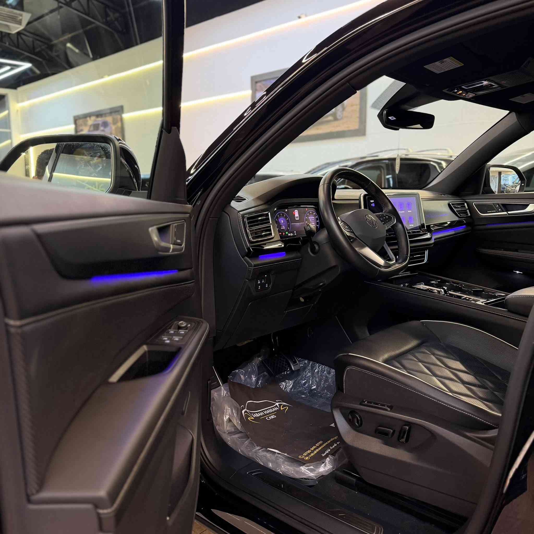 عربي/کوردی
فولكسفاغن
أطلس كروس سبورت, SEL Premium R-Line, 2024
عدد الأميال : 8,000 ميل
ضرر: بدون صبغ
سلندر: 4 سلندر
محرک: 2.0T
السعر / 35,500$ 
الكاميرا الخلفية - تدفئة المقاعد - تبريد المقاعد - فتحة السقف - مثبت السرعة - مرايا جانبية كهربائية - حساس المطر - شاشة - المصابيح الأمامية ليد - مانع الانزلاق - أبل كاربلاي - التشغيل عن بعد - أندرويد أوتو - ABS - رادار - كشافات ضباب - فرامل الوقوف الإلكتروني - التحكم الإلكتروني في الثبات - تحذير من الاصطدام الأمامي - مثبت السرعة التكيفي - خطوات جانبية - نظام التوجيه الكهربائي

العنوان: اربيل  - شارع  ١٠٠مقابل  دائرة  الكمارك
***********
***********
***
ڤۆڵکسواگن
ئەتڵەس کرۆس سپۆرت, SEL Premium R-Line, 2024
ماوەی ڕۆیشتن : 8,000 ميل
بۆیاغ: بێ بۆیاغ
پستۆن: 4 پستۆن
بزوێنەر: 2.0T
 نرخ / 35,500$ 
کامێرای دواوە - گەرمکەرەوەی کوشن - ساردکەرەوەی کوشن - سلاید - دیاریکرنی خێرایی - ئاوێنەی لاتەنیشتی کارەبایی - هەستەوەری باران - شاشە - لایتی پێشەوەی لید - کۆنتڕۆڵکردنی خزان - ئەپڵ کارپلەی - شەغال - ئەندرۆید ئۆتۆ - ABS - ڕادار - بلاجکتۆر - برێکی وەستانی ئەلیکترۆنی - کۆنتڕۆڵی جێگیری ئەلیکترۆنی - ئاگاداری بەریەککەوتنی پێشەوە - دیاریکرنی خێرایی خۆگونجێن - شوێنپێی تەنیشتەکان - سوکان پاوەری کارەبایی

  ناونیشان: هەولێر  شەقامی ١٠٠م بەرامبەر گومرگ
***********
***********
***
Rear Camera - Seat Heating - Seat Cooling - Sunroof - Cruise Control - Electric Side Mirrors - Rain Sensor - Screen - LED Headlights - Traction Control - Apple Carplay - Remote Start - Android Auto - ABS - Radar - Fog Lamp - Electronic Parking Brake - Electronic Stability Control - Forward Collision Warning - Adaptive Cruise Control - Side Steps - Electric Power Steering
